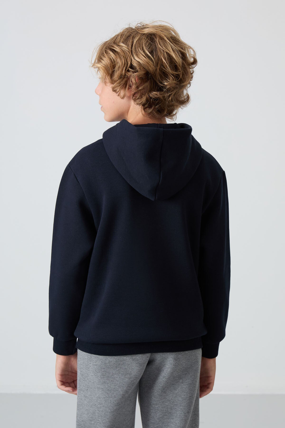 Lacivert Pamuklu Kalın İçi Tüylü Yumuşak Dokulu Standart Fit Baskılı Erkek Çocuk Sweatshirt - 11215