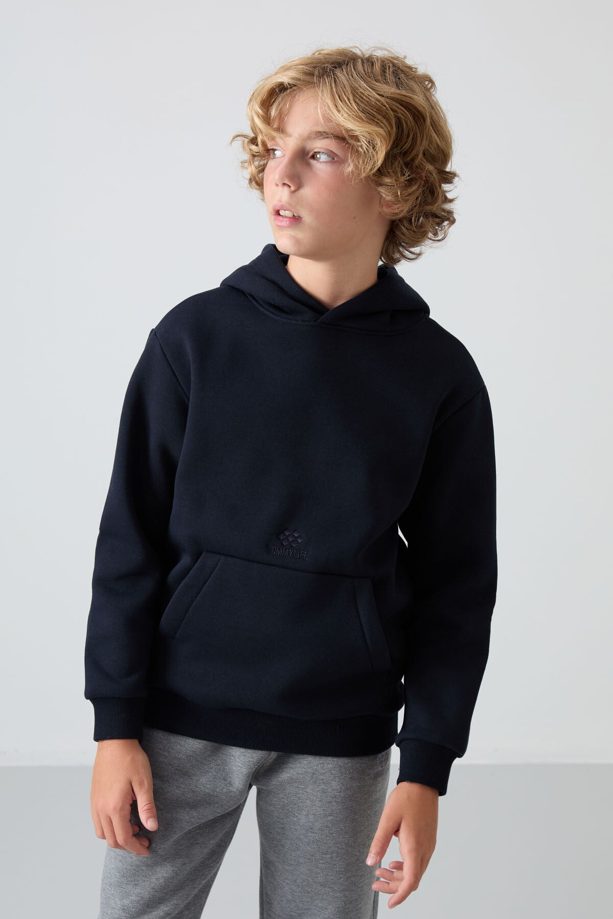 Lacivert Pamuklu Kalın İçi Tüylü Yumuşak Dokulu Standart Fit Baskılı Erkek Çocuk Sweatshirt - 11215