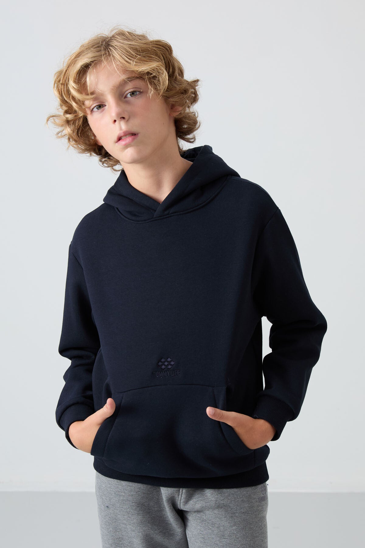 Lacivert Pamuklu Kalın İçi Tüylü Yumuşak Dokulu Standart Fit Baskılı Erkek Çocuk Sweatshirt - 11215
