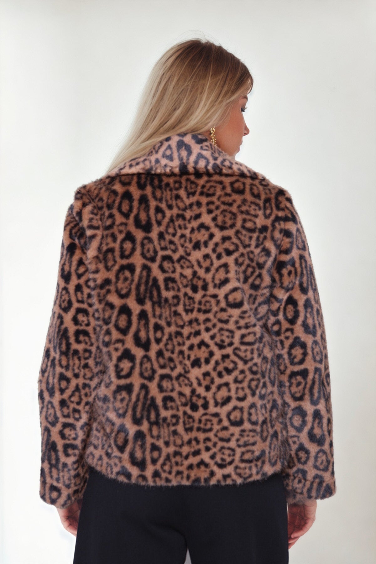 Leopar Desen Yumoş Çıtçıtlı Ceket