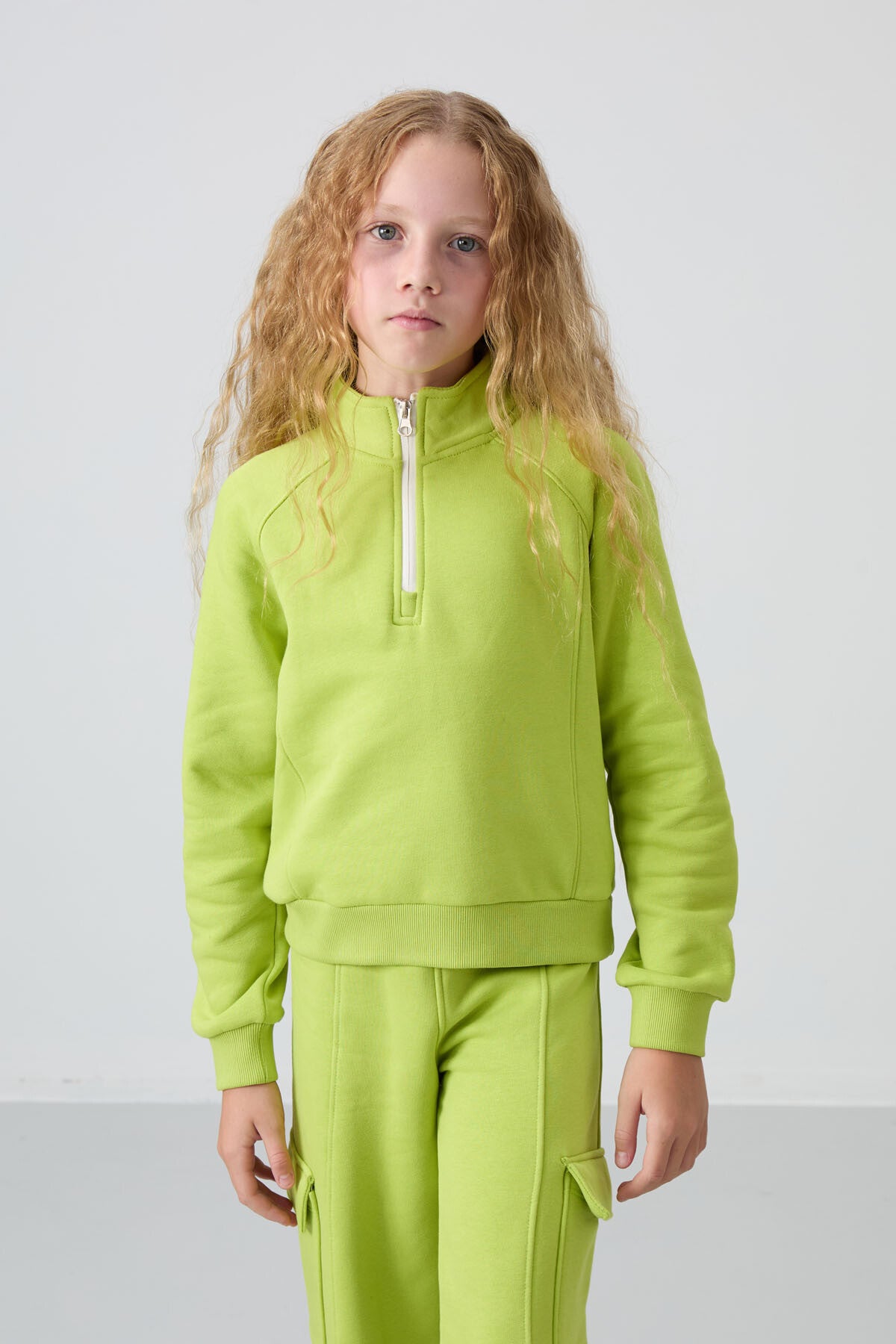 Lime Yeşil Pamuklu İçi Tüylü Yumuşak Dokulu Standart Fit Nakışlı Kız Çocuk Eşofman Takım - 75159