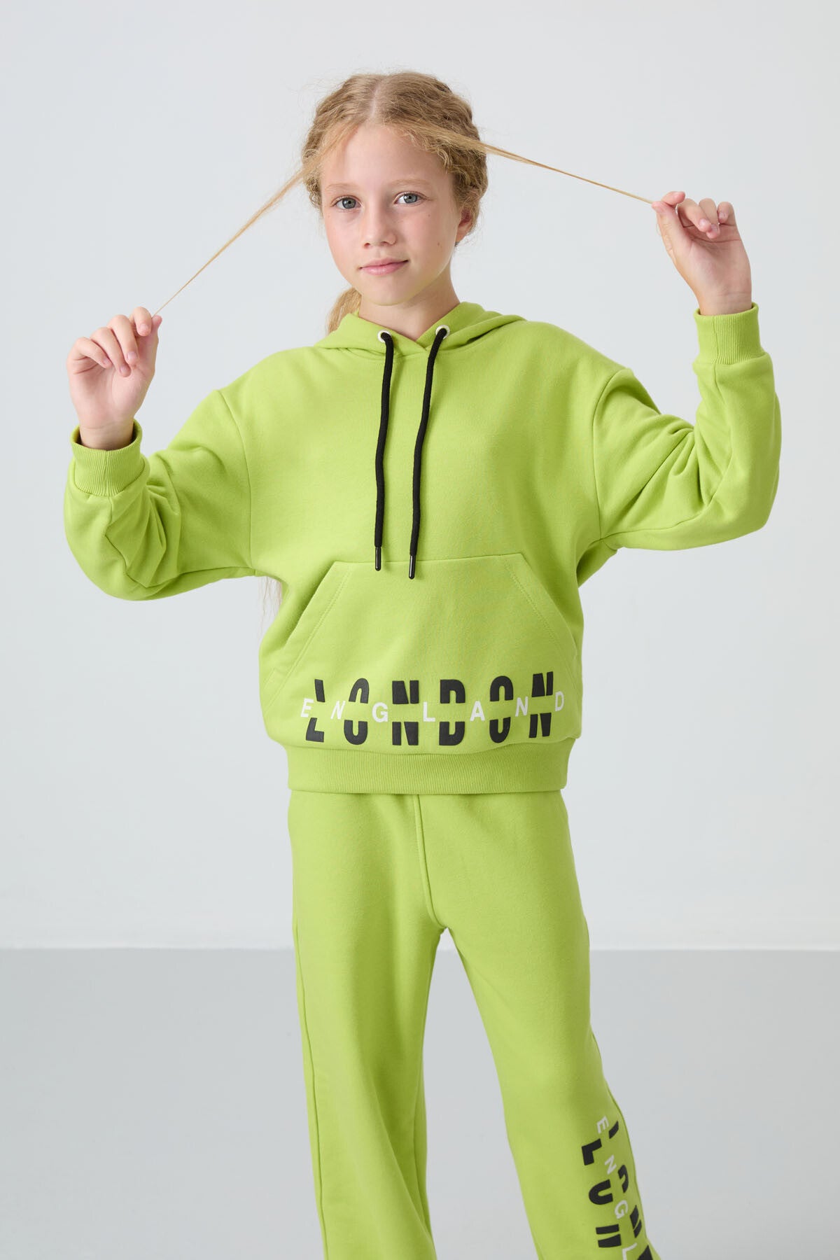 Lime Yeşil Pamuklu İçi Tüylü Yumuşak Dokulu Oversize Baskılı Kız Çocuk Eşofman Takım - 75147