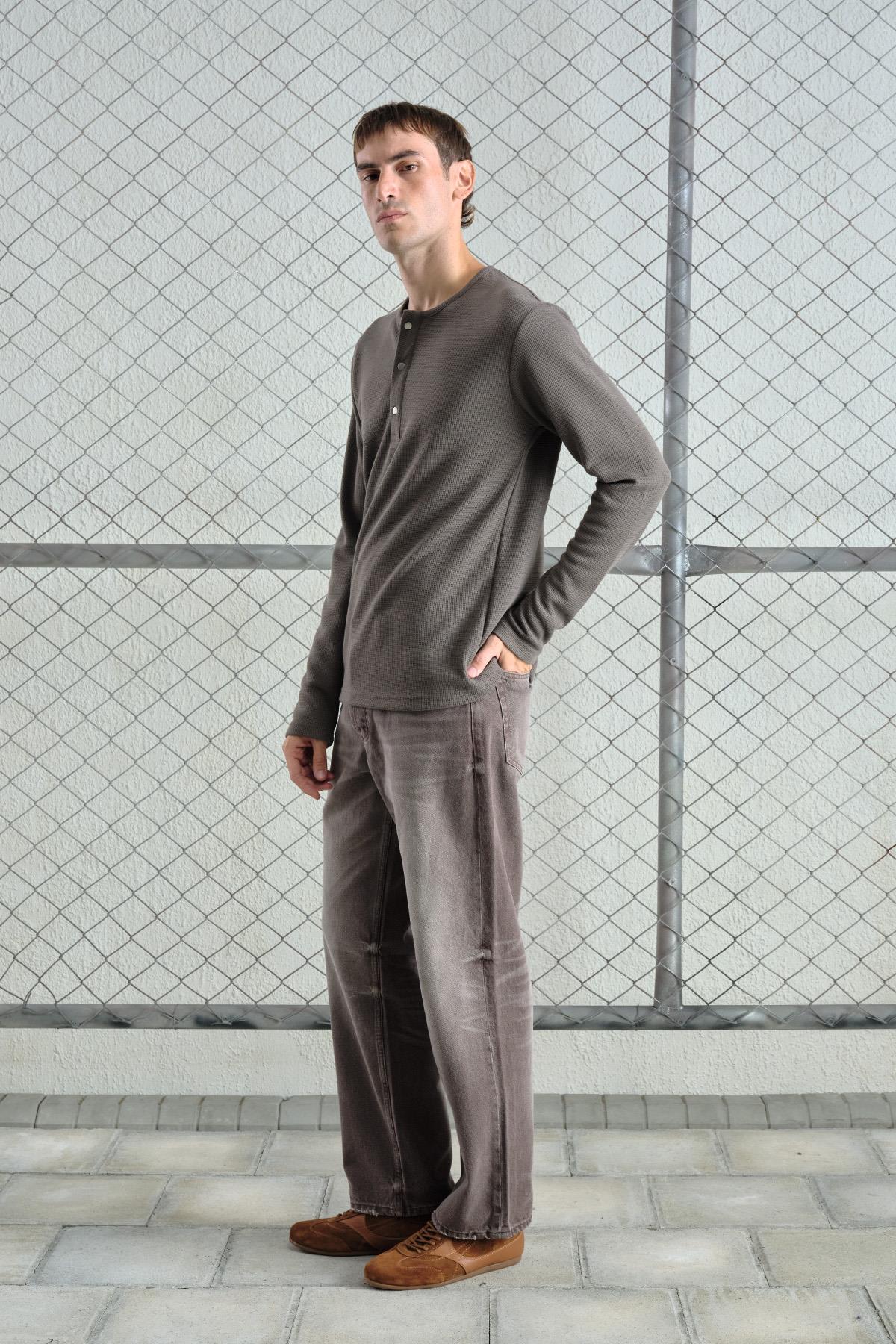 METAL ÇITÇITLI UZUN KOLLU VİZON T-SHIRT