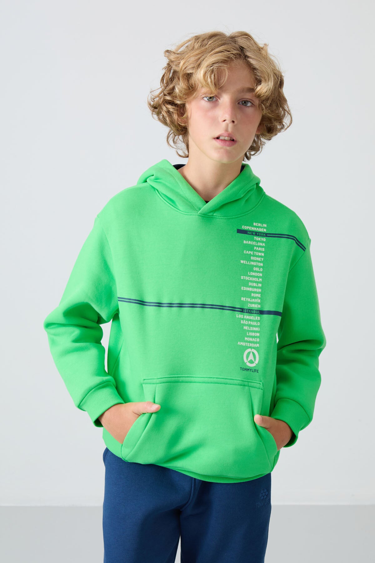 Neon Yeşil Pamuklu Kalın İçi Tüylü Yumuşak Dokulu Standart Fit Baskılı Erkek Çocuk Sweatshirt - 11239