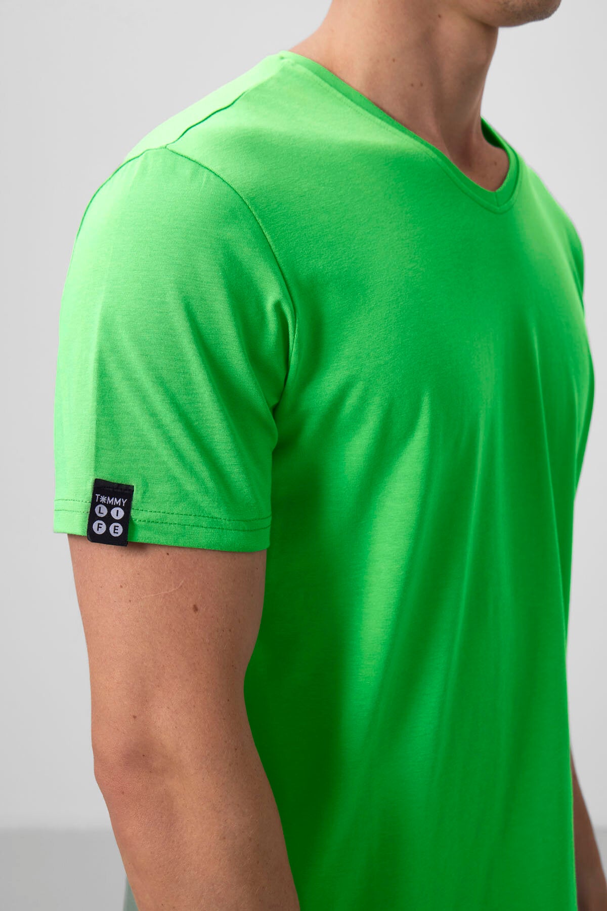 Neon Yeşil Basic Kısa Kol Standart Kalıp V Yaka Erkek T-Shirt - 87912