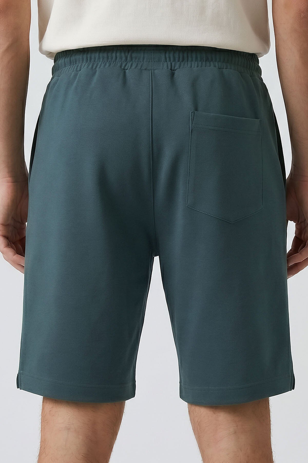 Orman Yeşili Standart Fit Basic Arka Cepli Erkek Şort - 81314