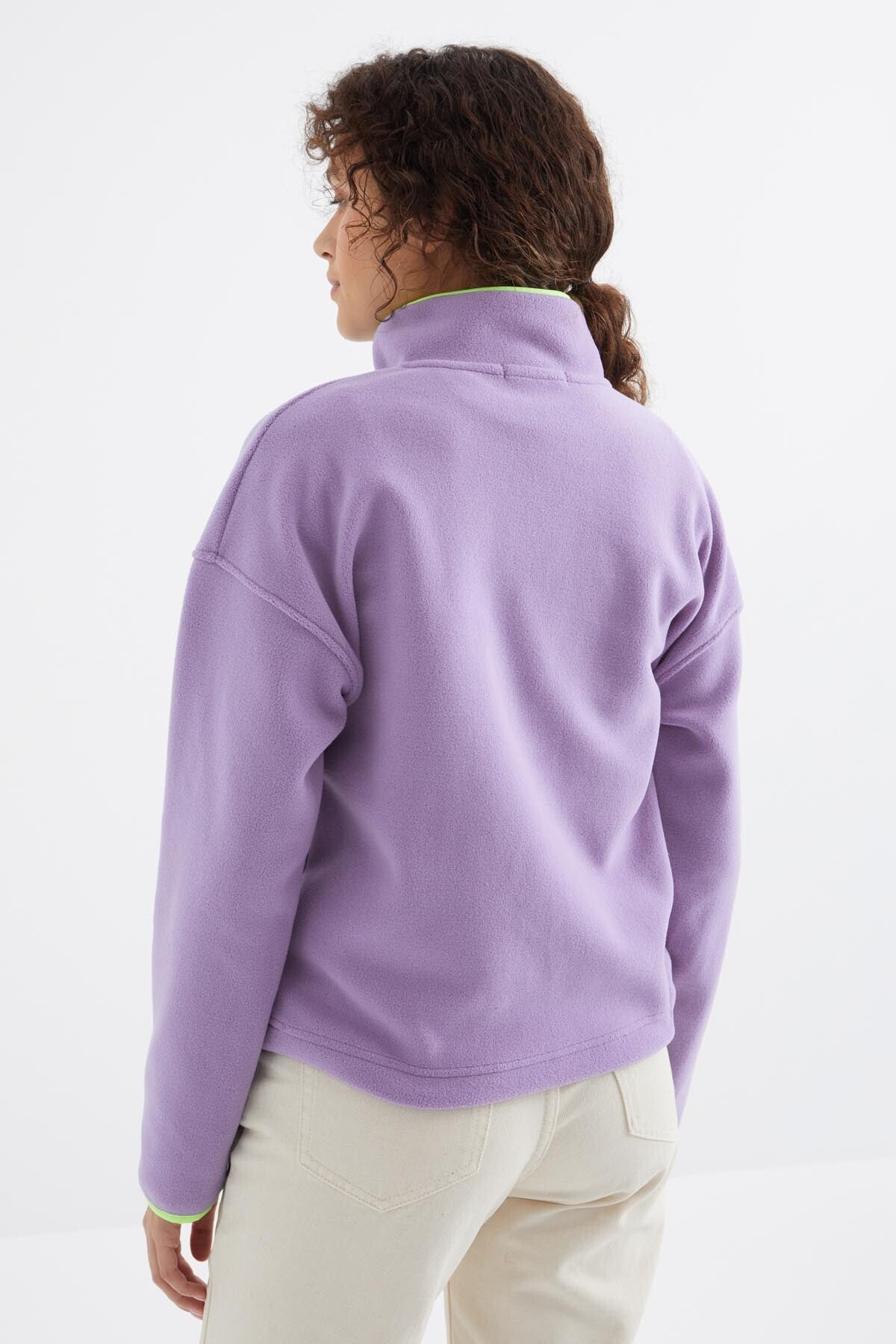 Açık Eflatun Yarım Fermuar Etek Ucu Büzgülü Dik Yaka Oversize Kadın Polar Sweatshirt - 97234