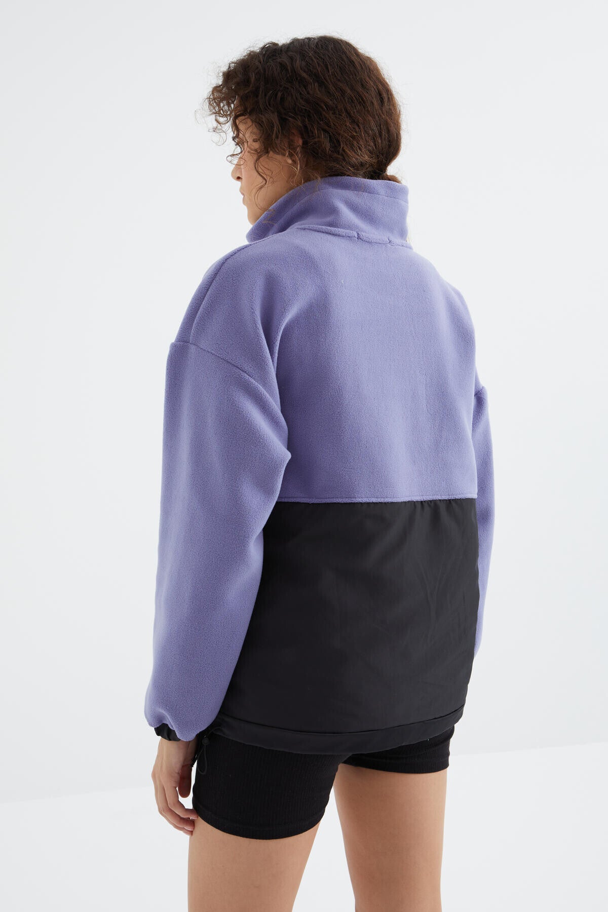 Açık Eflatun Yarım Fermuar Etek Ucu Büzgülü Dik Yaka Oversize Kadın Polar Sweatshirt - 97236