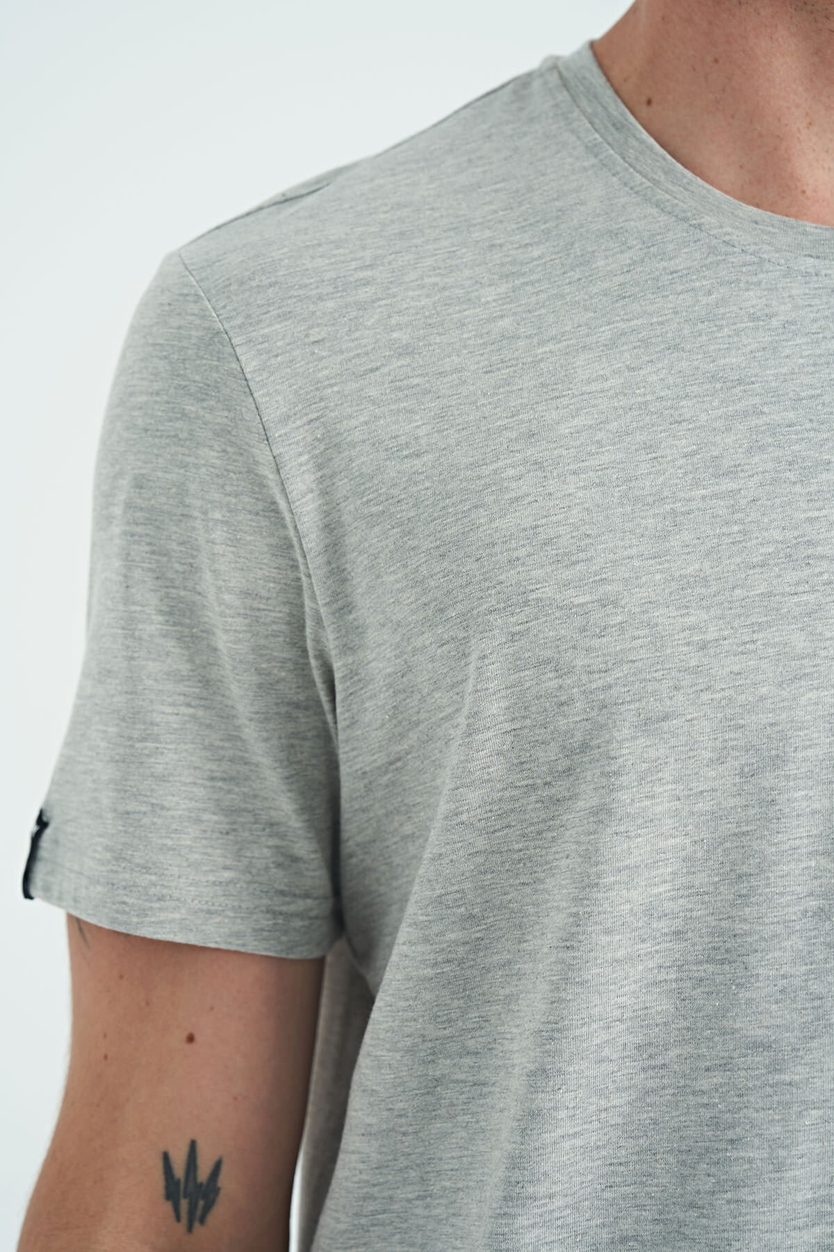 Gri Melanj Erkek Basic Kısa Kol Standart Kalıp O Yaka T-shirt - 87911