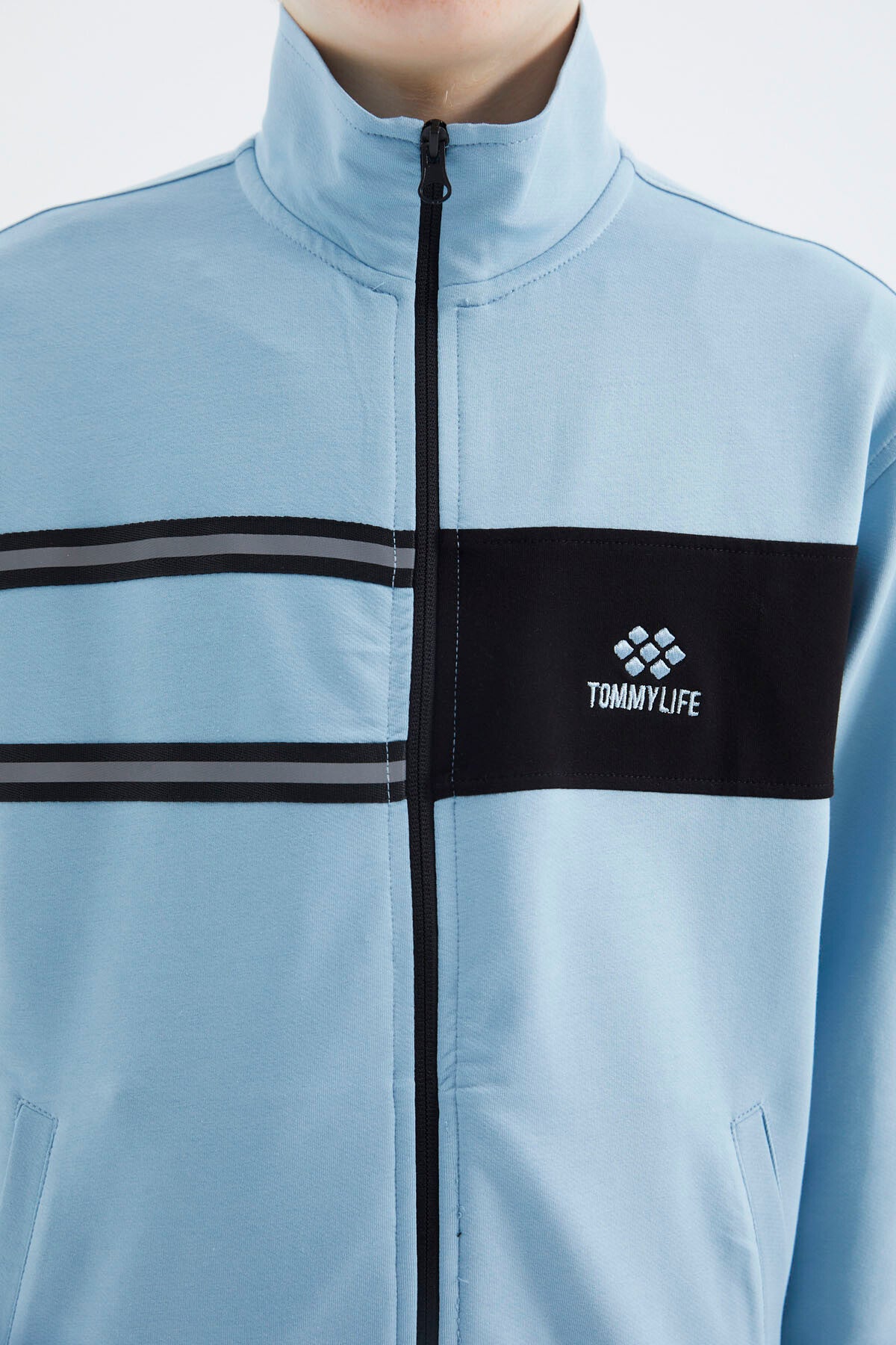 Açık Mavi Dik Yaka Erkek Çocuk Sweatshirt - 11183