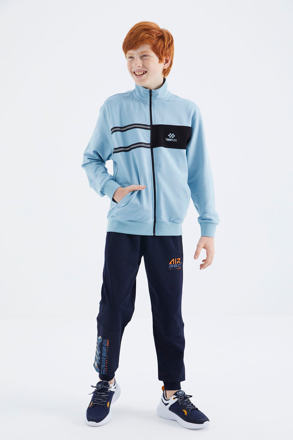 Açık Mavi Dik Yaka Erkek Çocuk Sweatshirt - 11183