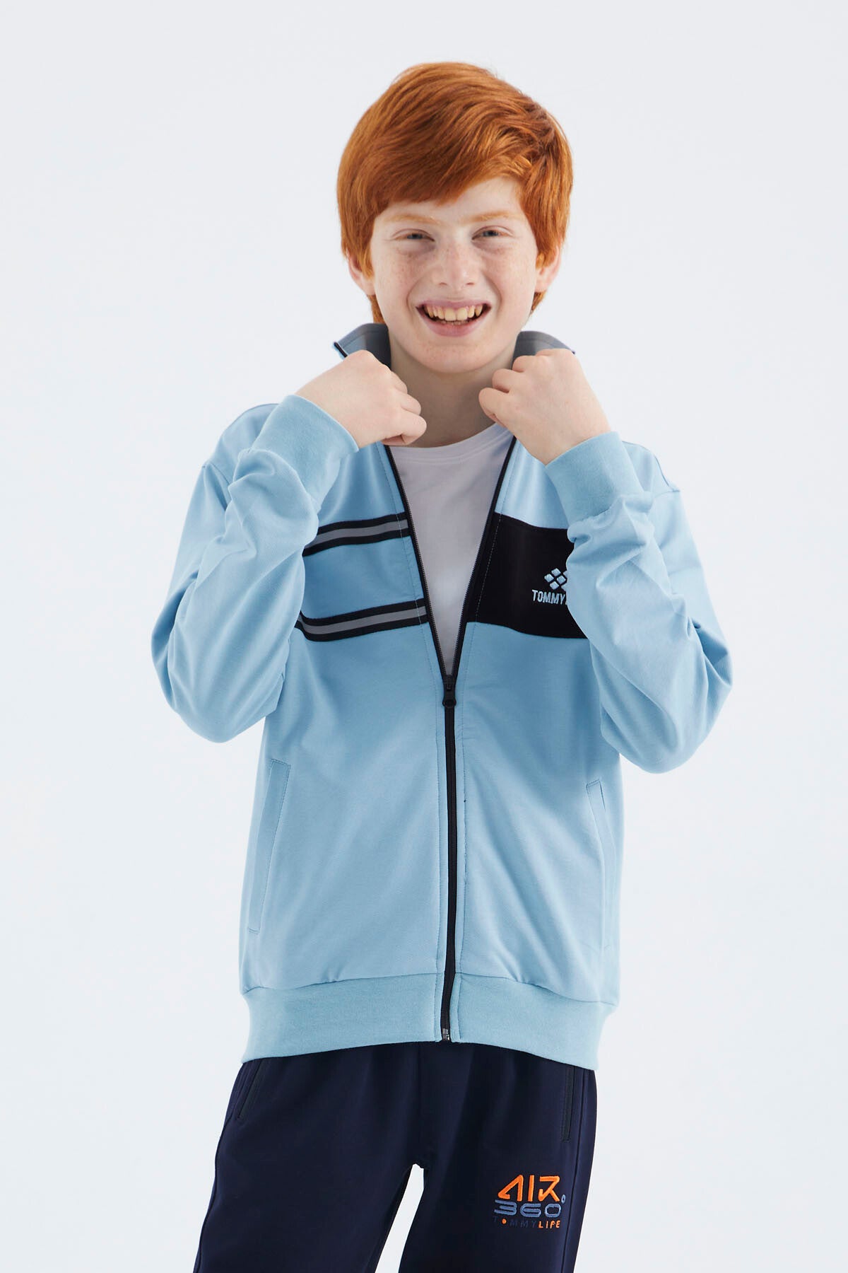 Açık Mavi Dik Yaka Erkek Çocuk Sweatshirt - 11183