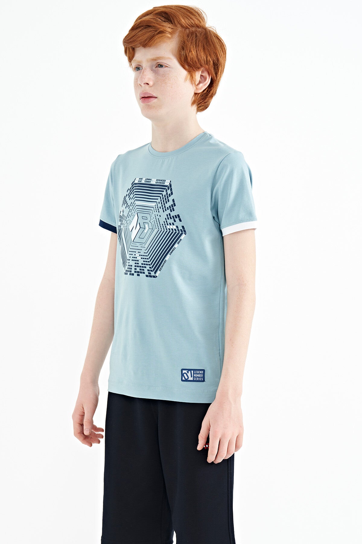 Açık Mavi Kol Ucu Renkli Detaylı Baskılı Standart Kalıp Erkek Çocuk T-Shirt - 11156