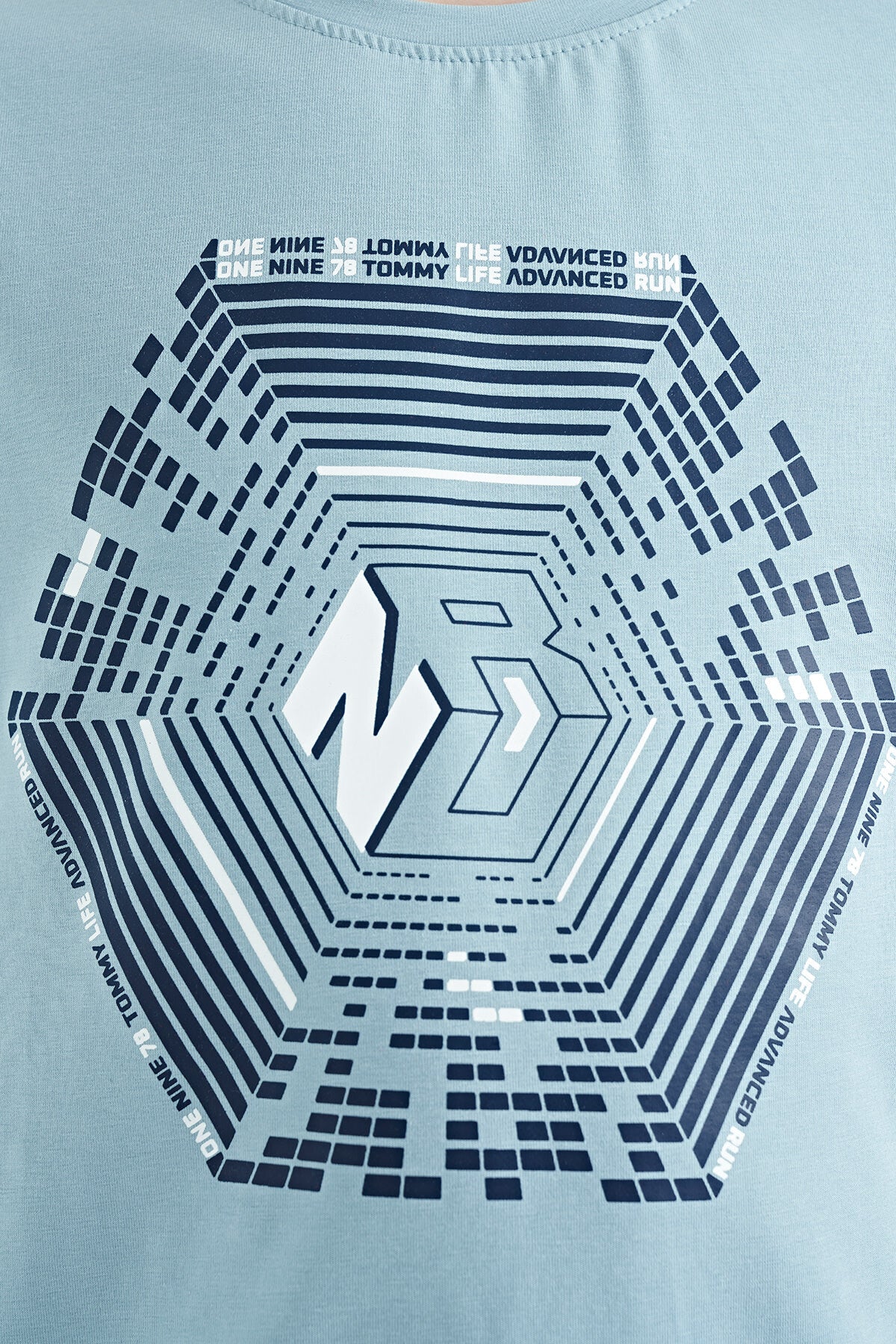 Açık Mavi Kol Ucu Renkli Detaylı Baskılı Standart Kalıp Erkek Çocuk T-Shirt - 11156