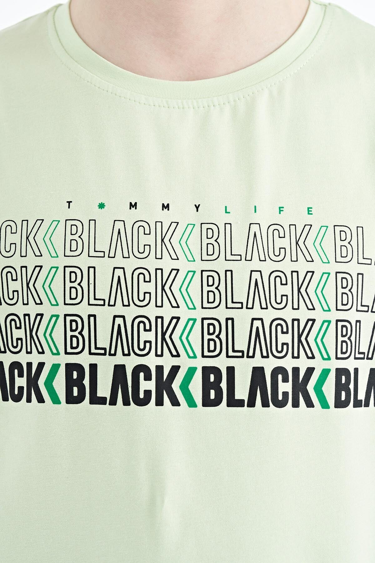 Açık Yeşil Yazı Baskılı O Yaka Standart Kalıp Erkek Çocuk T-Shirt - 11149