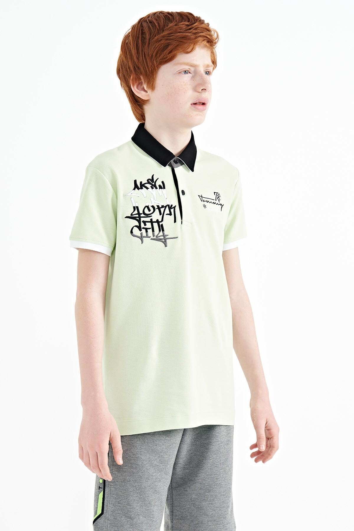 Açık Yeşil Yazı Nakış Detaylı Standart Kalıp Polo Yaka Erkek Çocuk T-Shirt - 11085