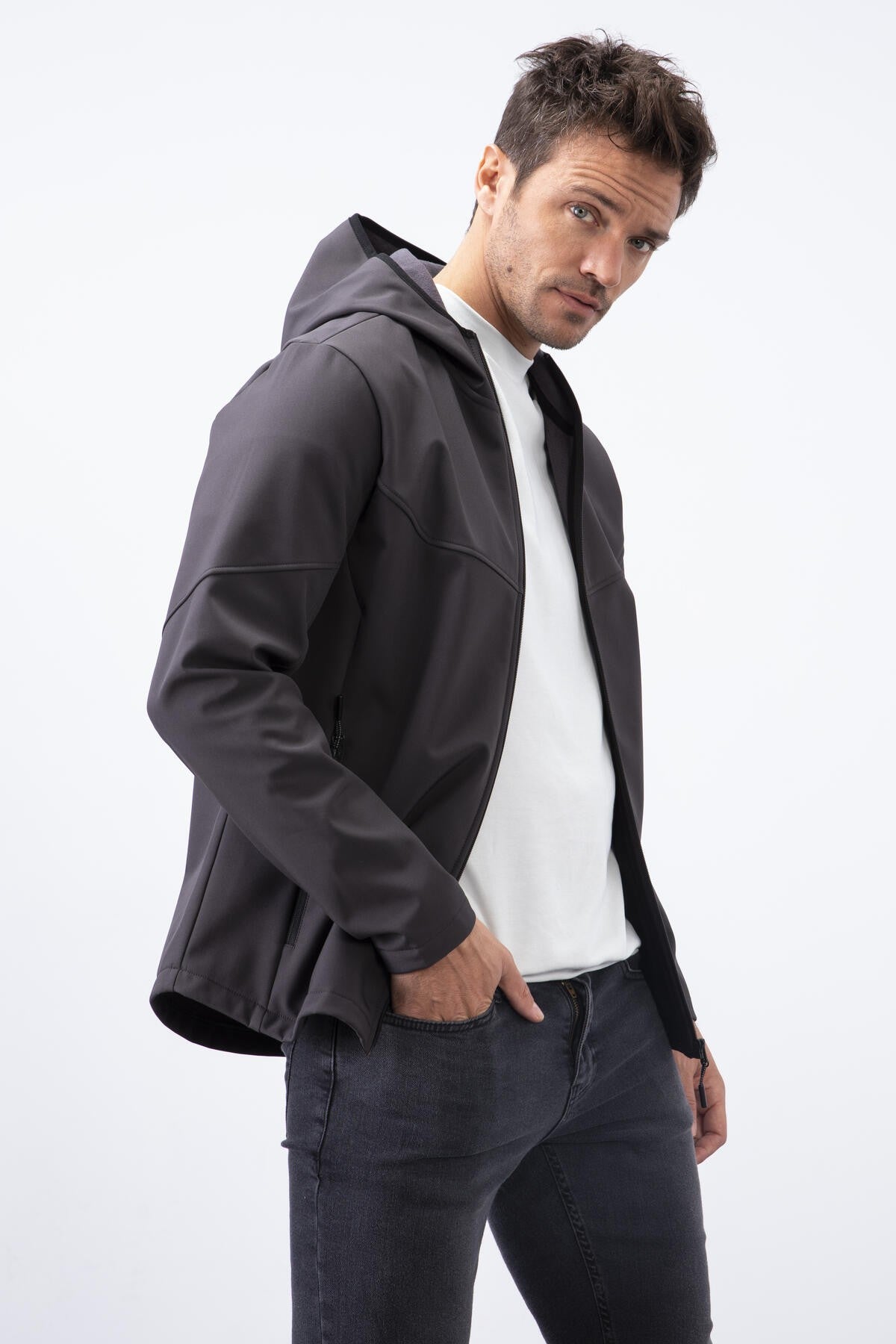 Antrasit Fermuarlı Kapüşonlu Su ve Rüzgar Geçirmez Softshell Erkek Mont - 88051