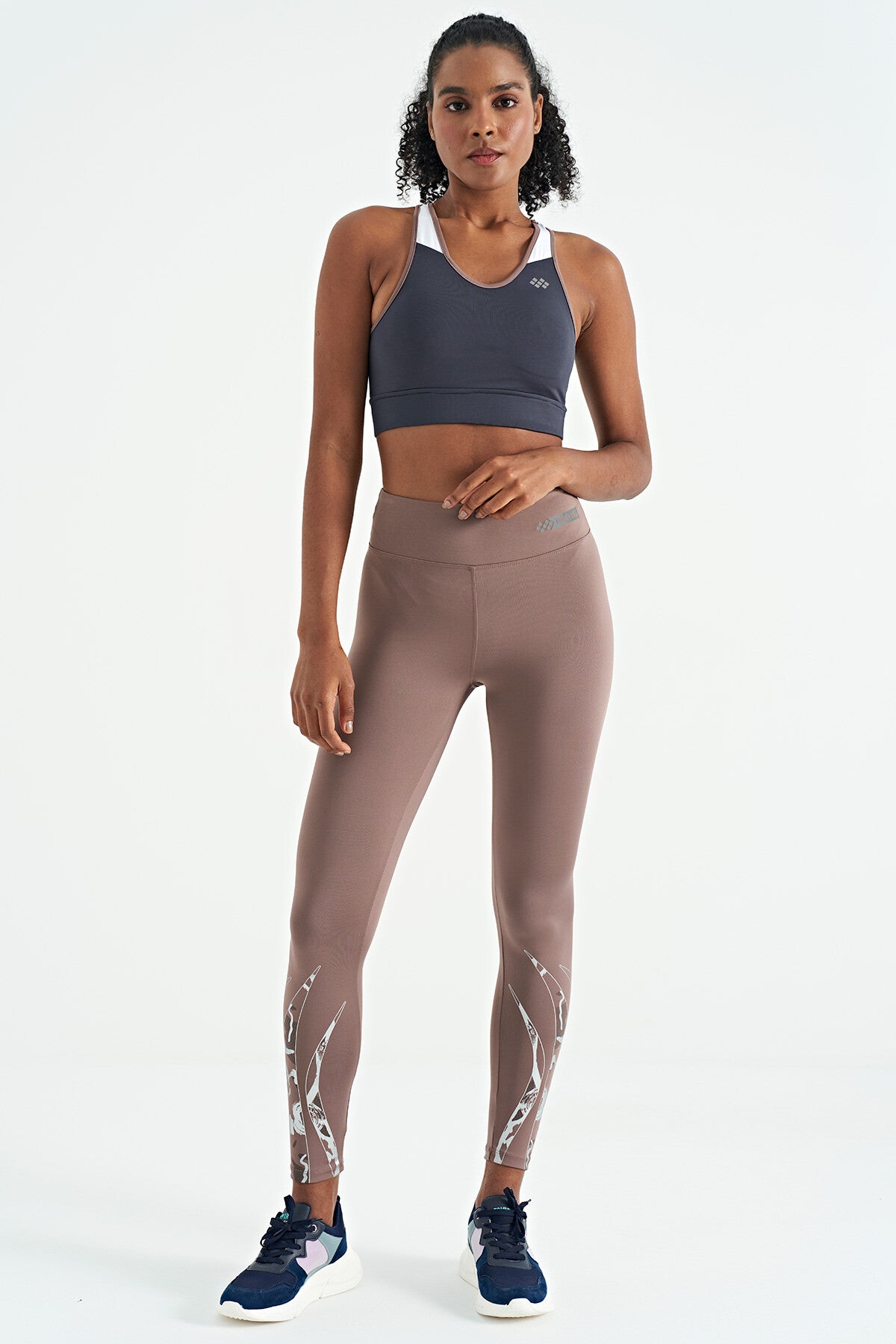 Antrasit Renk Bloklu Sırt Baskı Detaylı Dar Kalıp Kadın Büstiyer - 97253