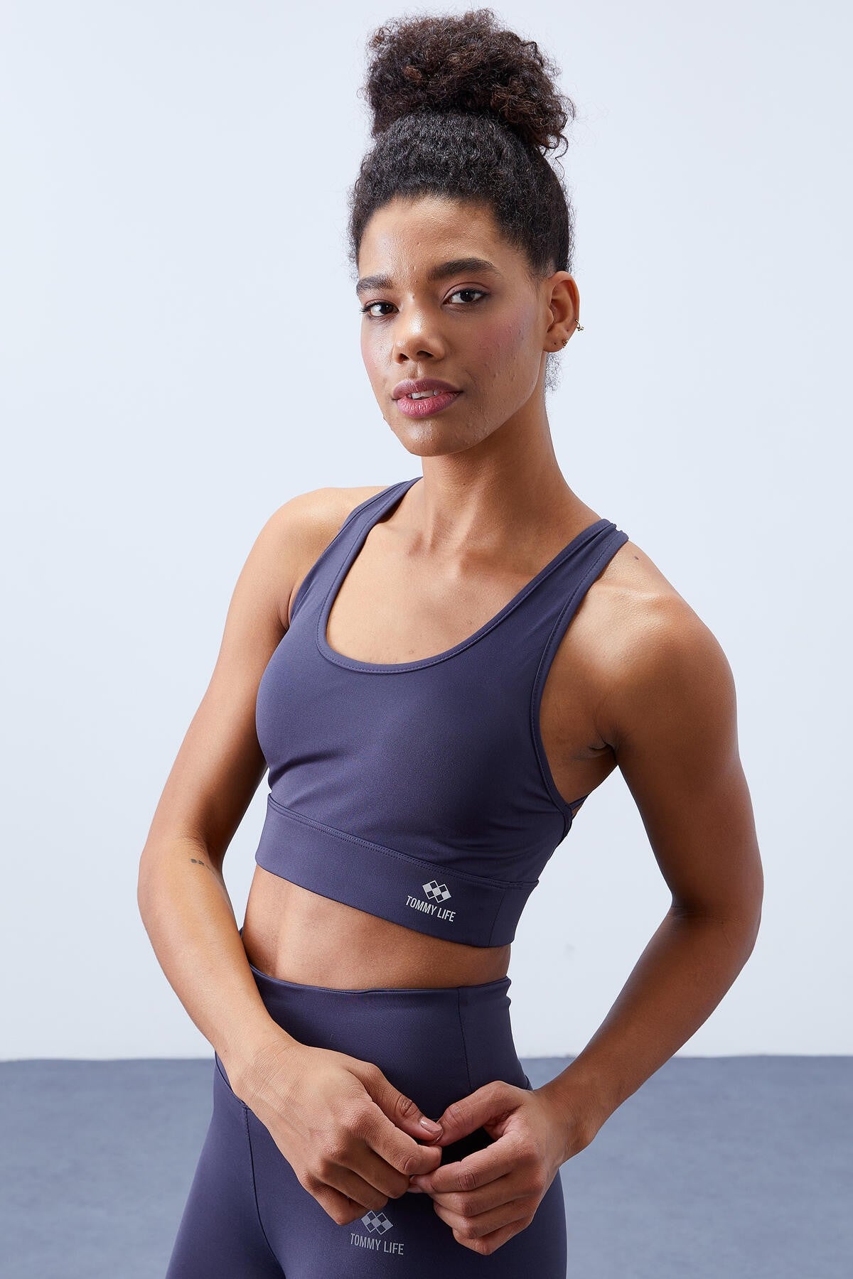 Antrasit Yüksek Bel Toparlayıcı Çapraz Sırt Detaylı Slim Fit Kadın Tayt Takım - 95283