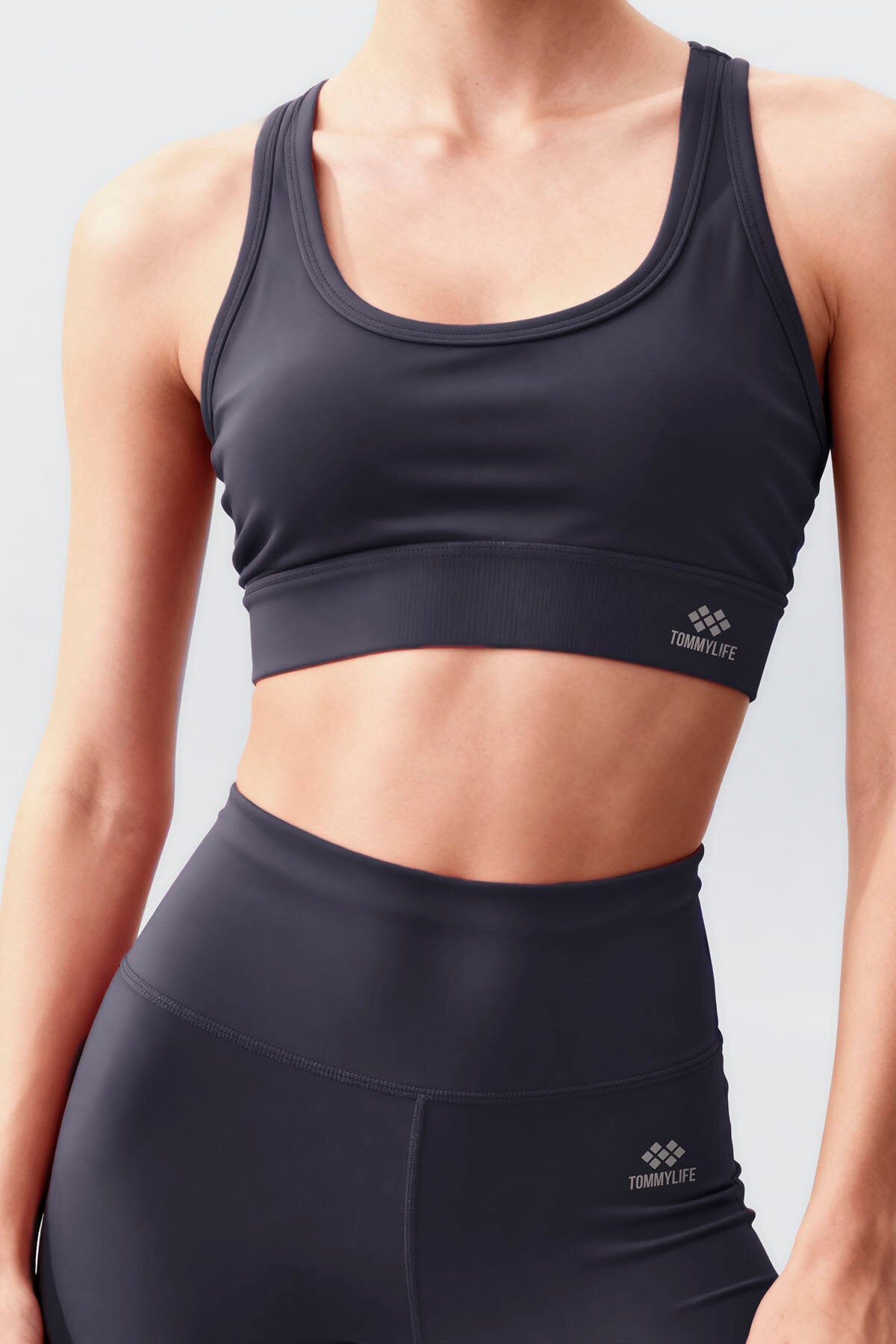 Antrasit Yüksek Bel Toparlayıcı Çapraz Sırt Detaylı Slim Fit Kadın Tayt Takım - 95283