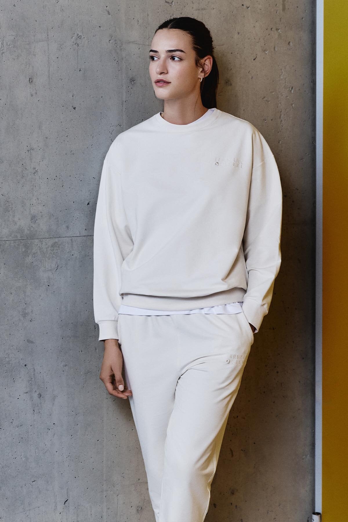 Bej Basic Pamuklu O Yaka Oversize Lastik Paça Kadın Eşofman Takım - 95287