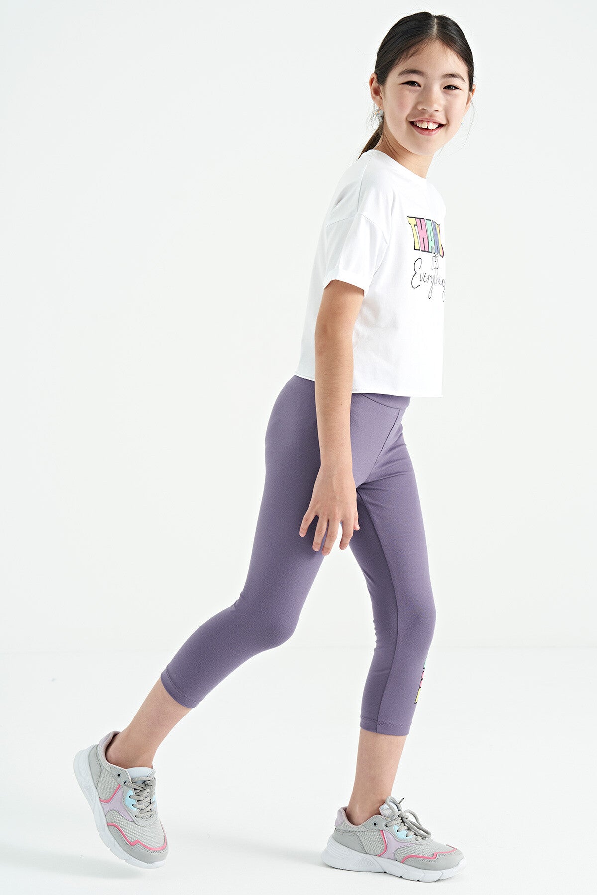 Beyaz - Açık Eflatun Yazı Baskılı Oversize Kız Çocuk Crop Tayt Takım - 75133