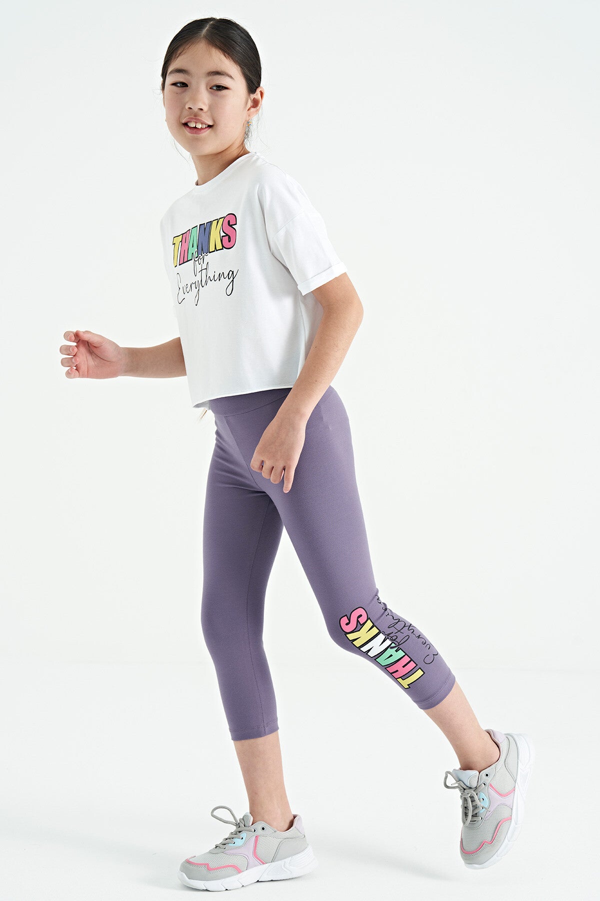 Beyaz - Açık Eflatun Yazı Baskılı Oversize Kız Çocuk Crop Tayt Takım - 75133