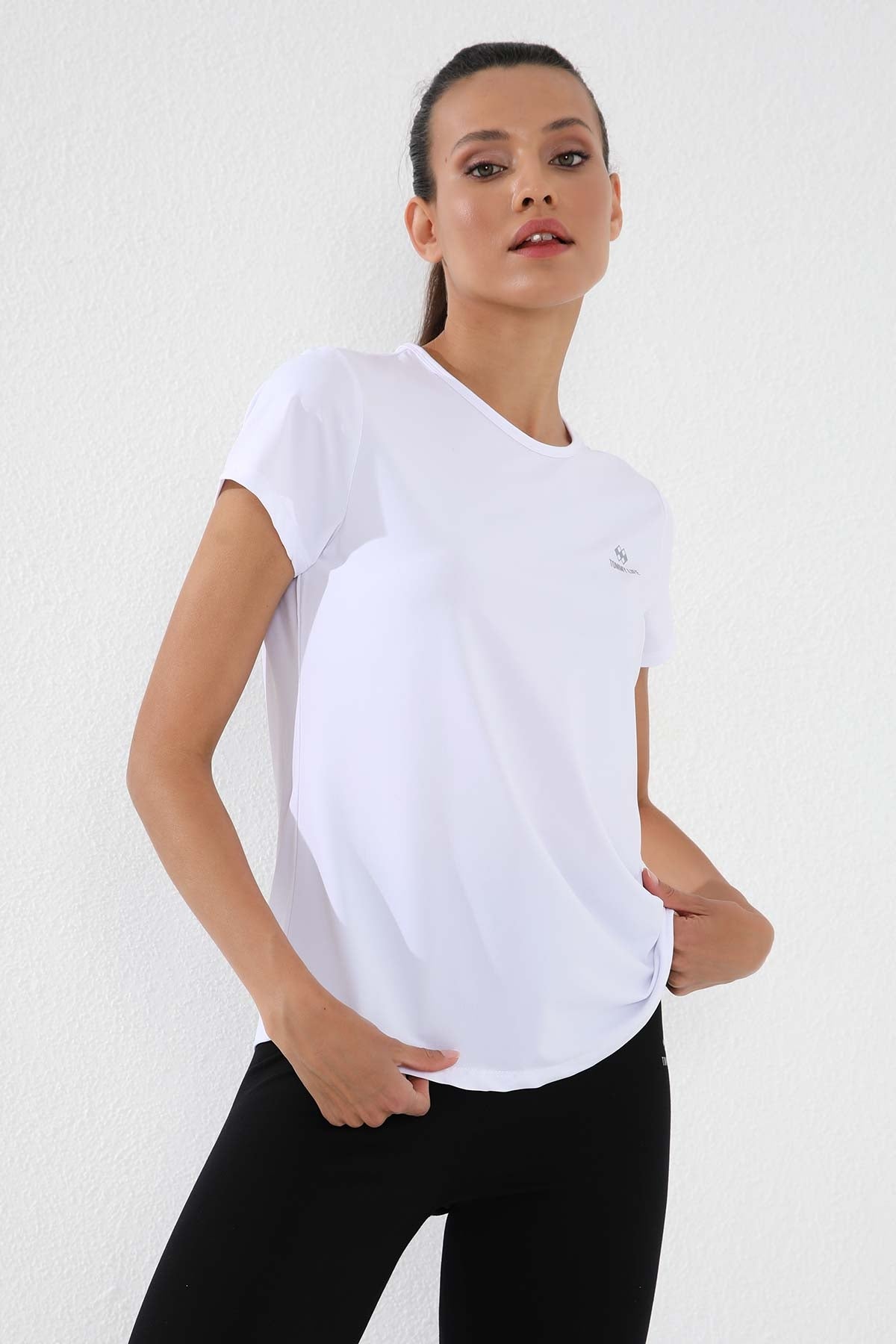 Beyaz Basic Kısa Kol Standart Kalıp O Yaka Kadın T-Shirt - 97144