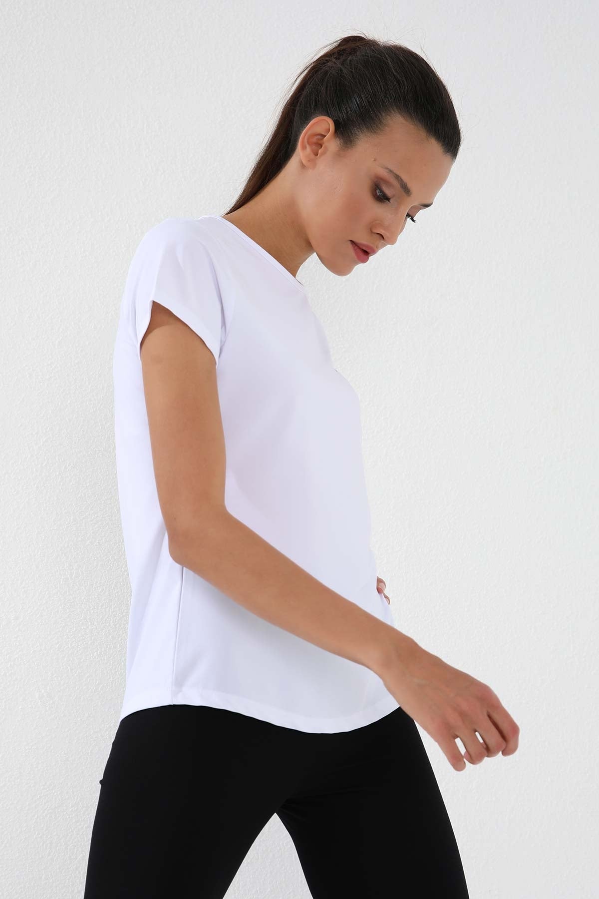 Beyaz Basic Kısa Kol Standart Kalıp O Yaka Kadın T-Shirt - 97144