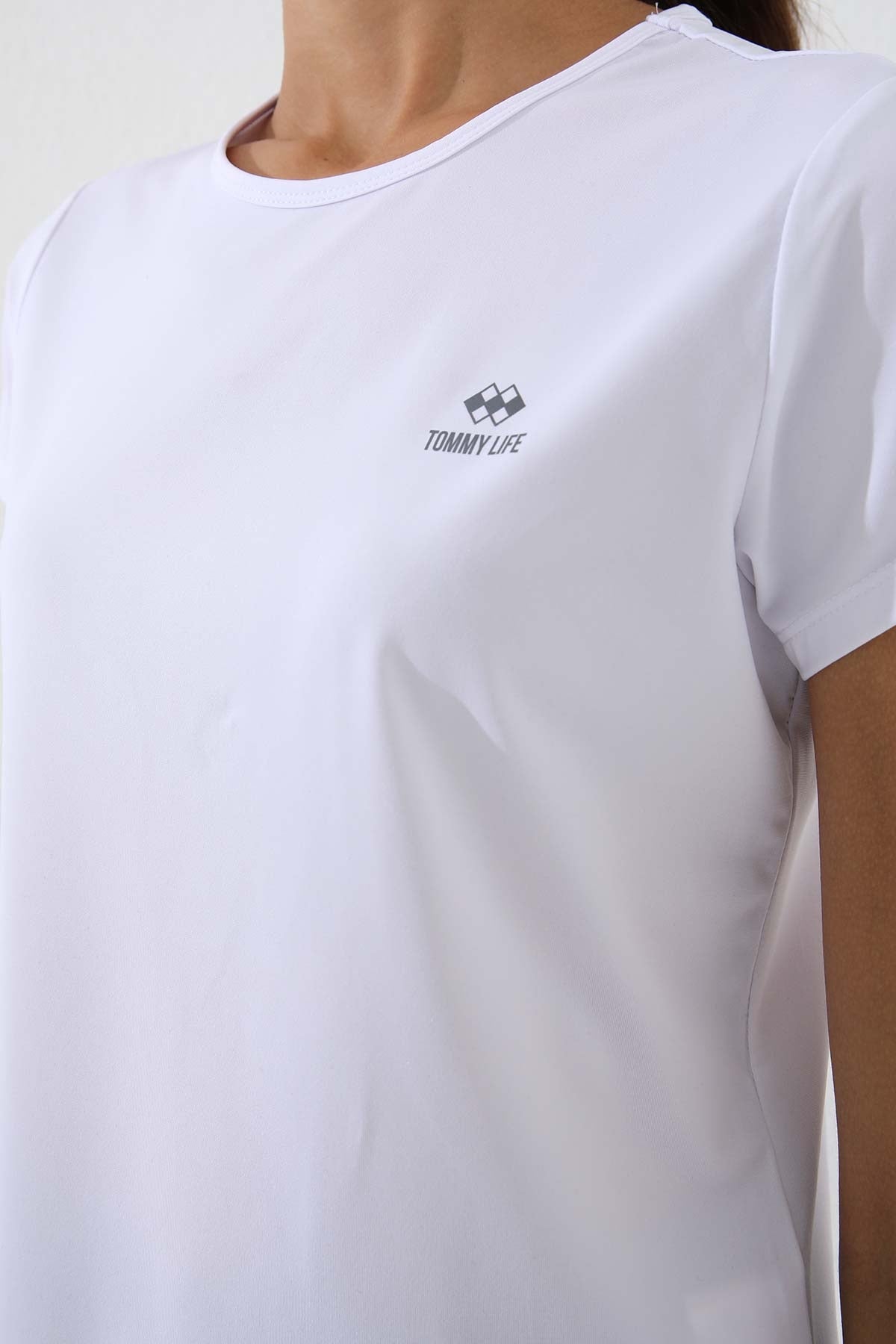 Beyaz Basic Kısa Kol Standart Kalıp O Yaka Kadın T-Shirt - 97144