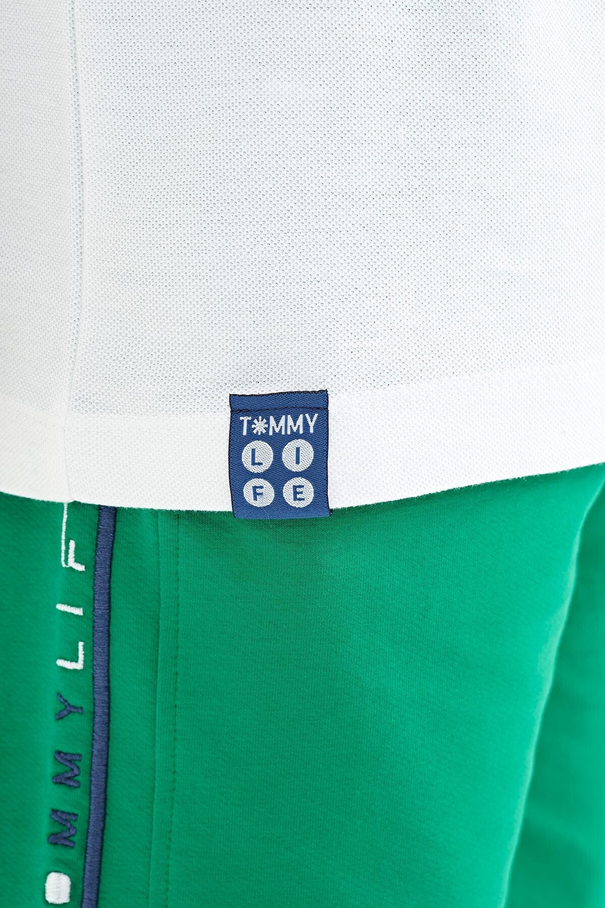 Beyaz Baskı Detaylı O Yaka Standart Kalıp Erkek Çocuk T-Shirt - 11117