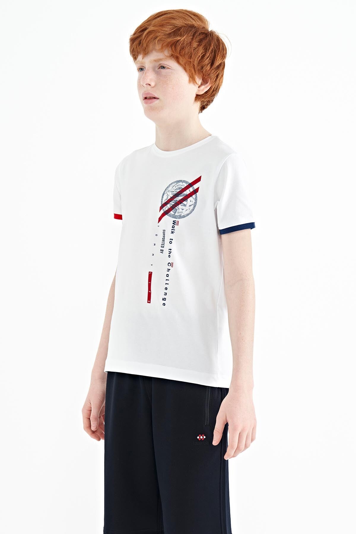 Beyaz Baskı Detaylı O Yaka Standart Kalıp Erkek Çocuk T-Shirt - 11131