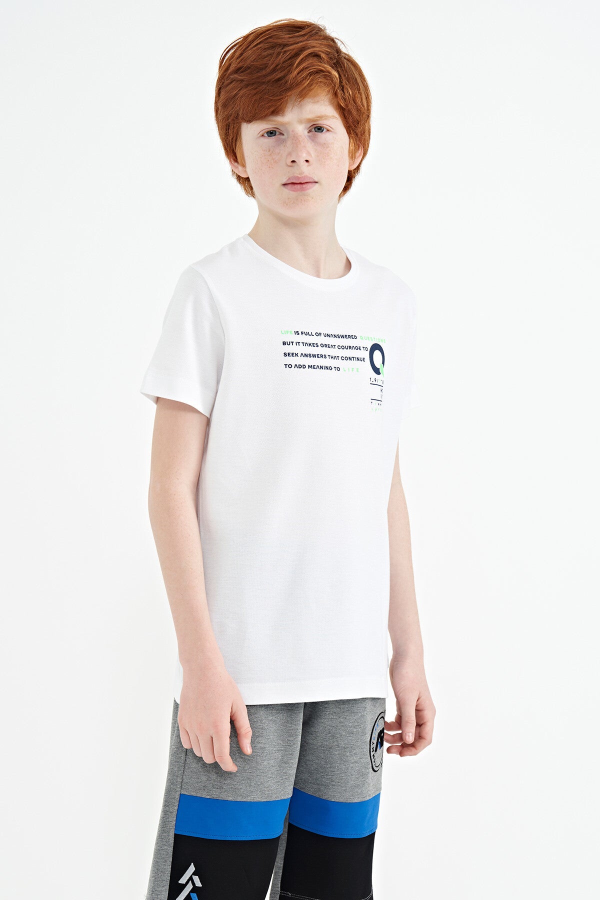 Beyaz Baskı Detaylı O Yaka Standart Kalıp Erkek Çocuk T-Shirt - 11145