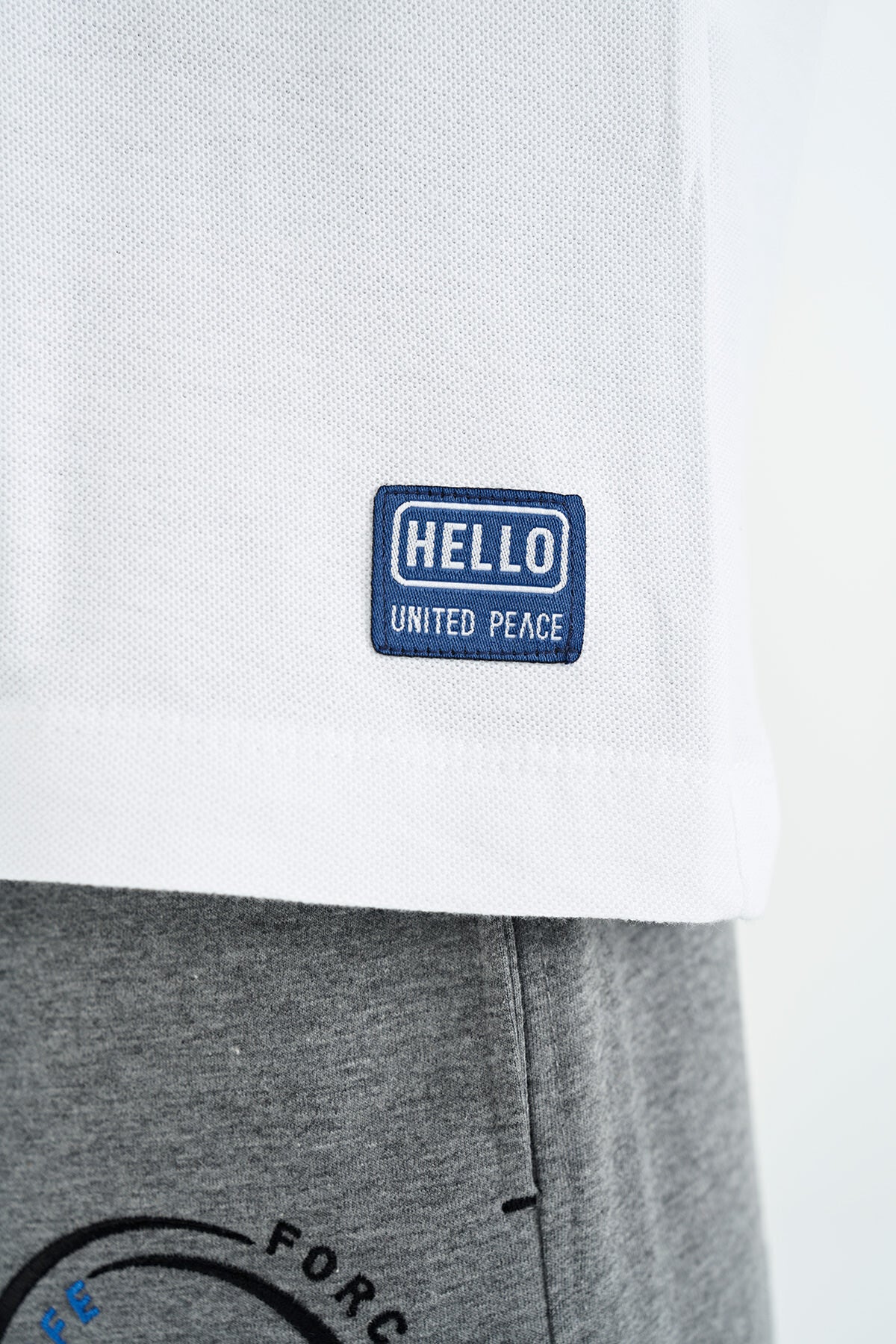 Beyaz Baskı Detaylı O Yaka Standart Kalıp Erkek Çocuk T-Shirt - 11145