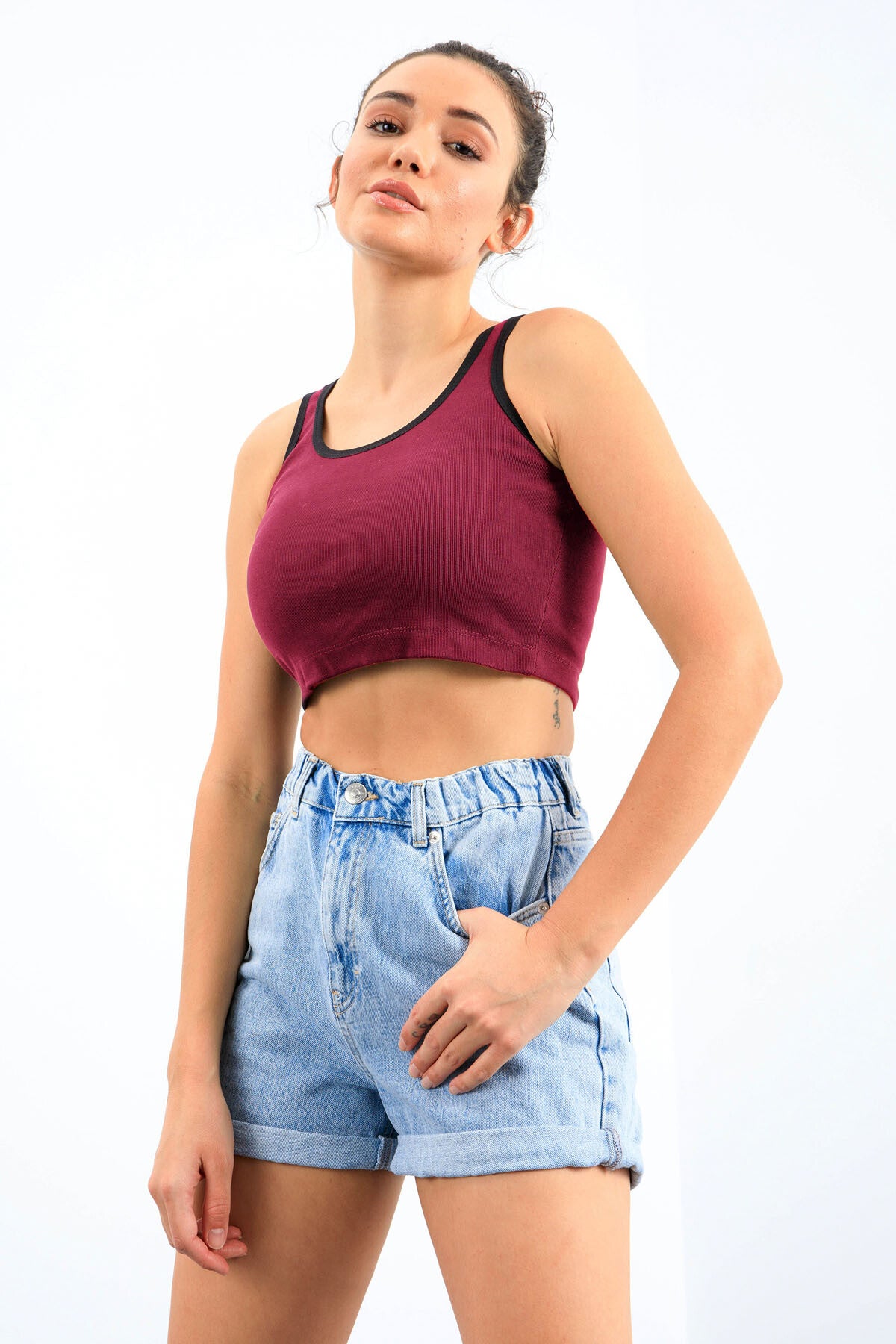 Bordo Basic Sıfır Kol Dar Kalıp U Yaka Kadın Crop Top Atlet - 97162