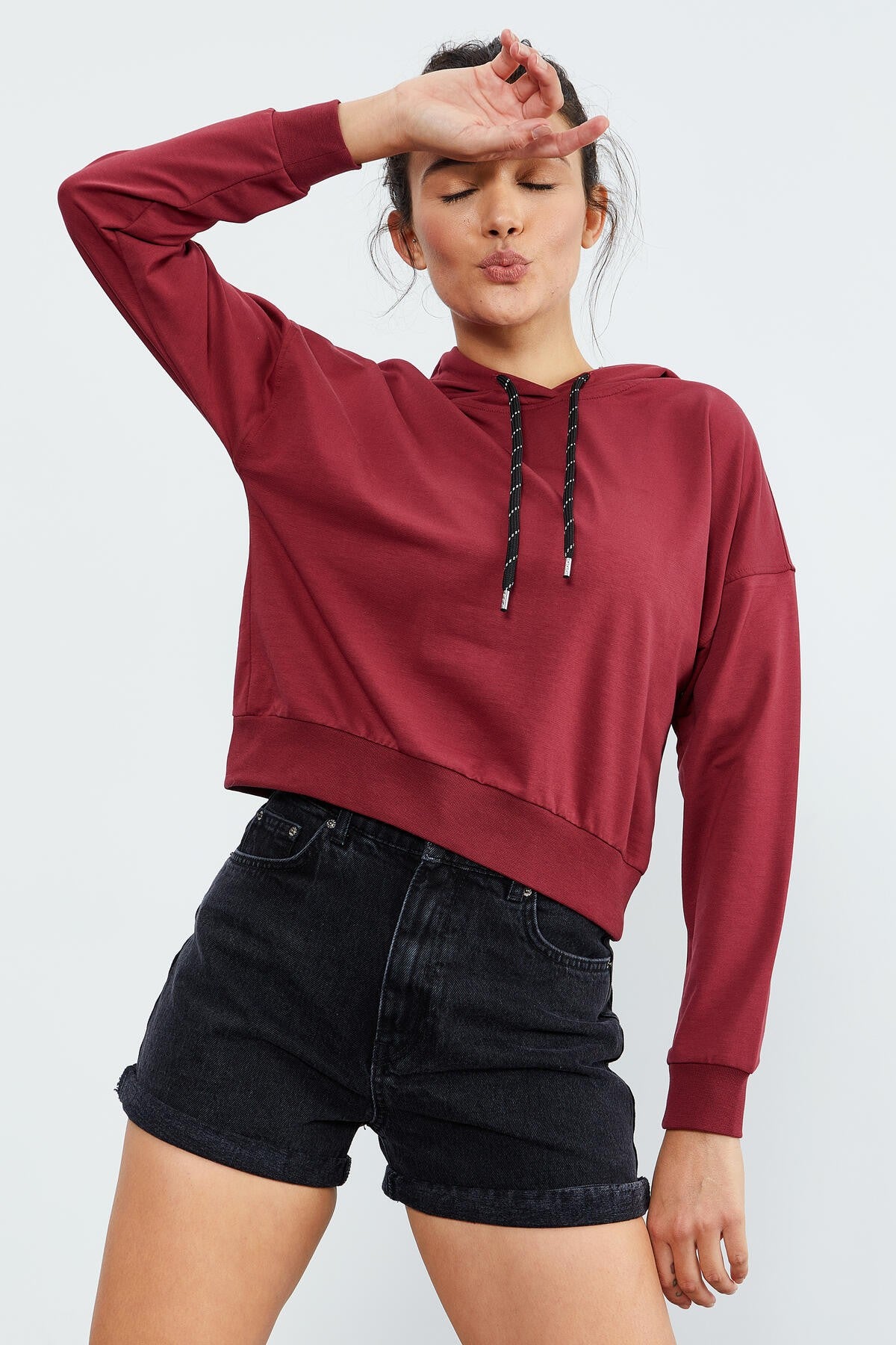 Bordo Uzun Kol Rahat Form Kapüşonlu Kadın Sweatshirt - 97115