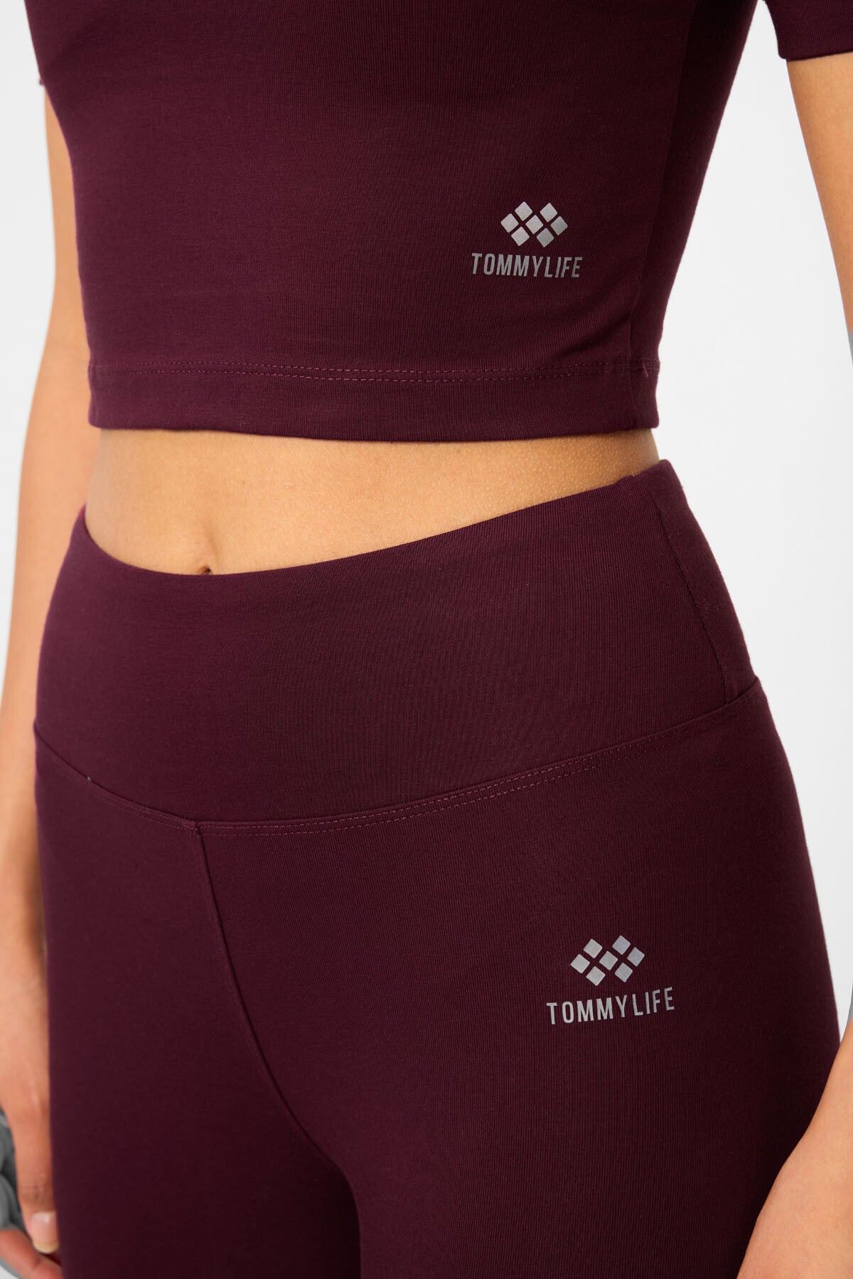 Bordo Yüksek Bel Kapri-Crop T-Shirt Slim Fit Kadın Tayt Takım - 95285