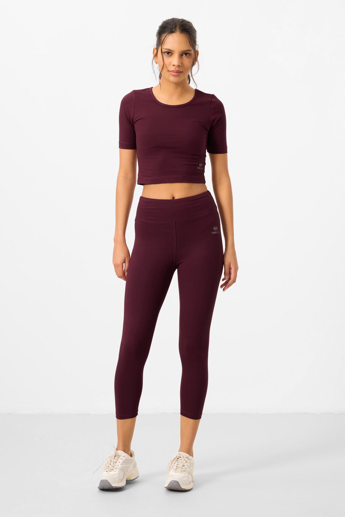 Bordo Yüksek Bel Kapri-Crop T-Shirt Slim Fit Kadın Tayt Takım - 95285