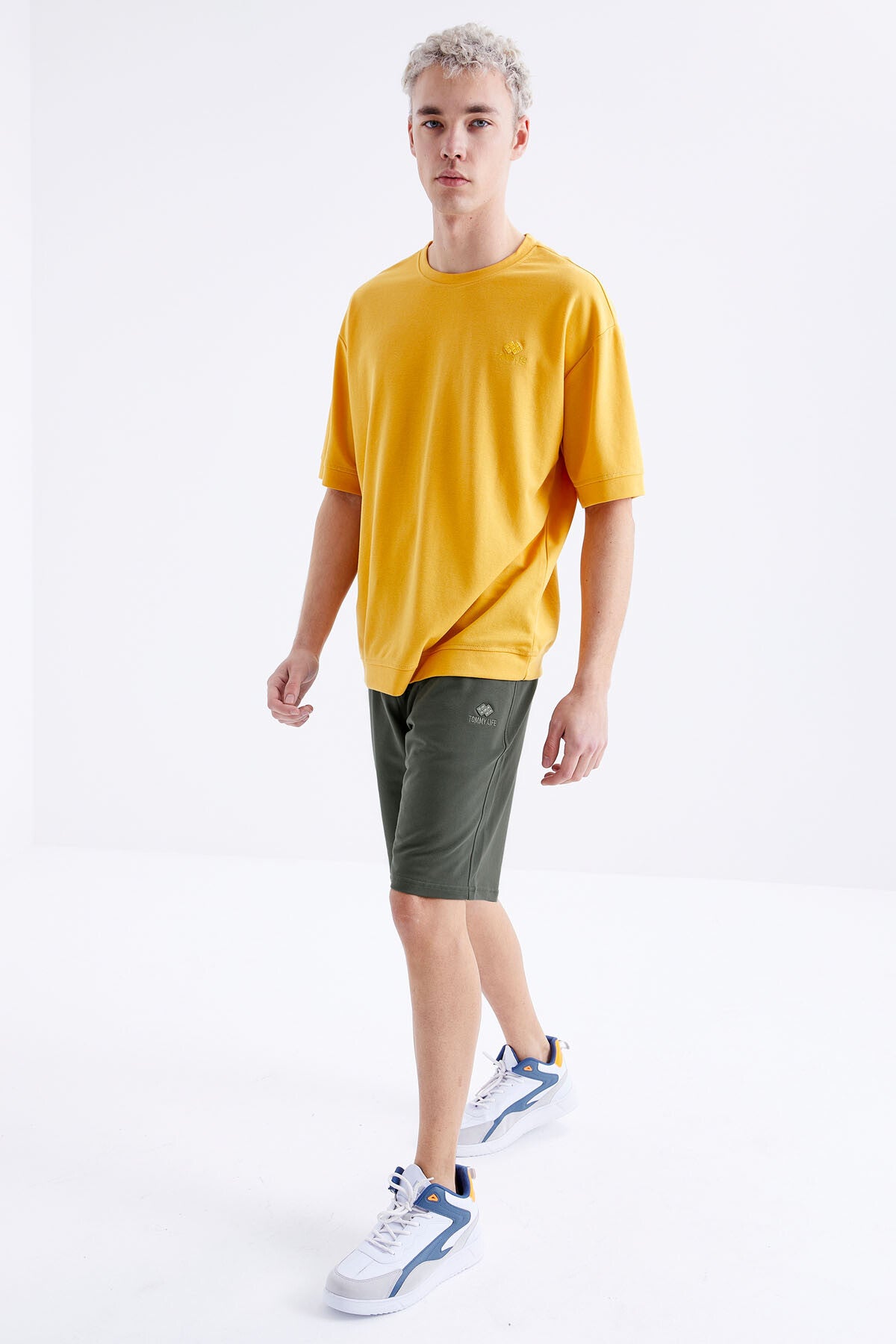 Çağla Bağcıklı Standart Kalıp Basic Erkek Şort - 81212