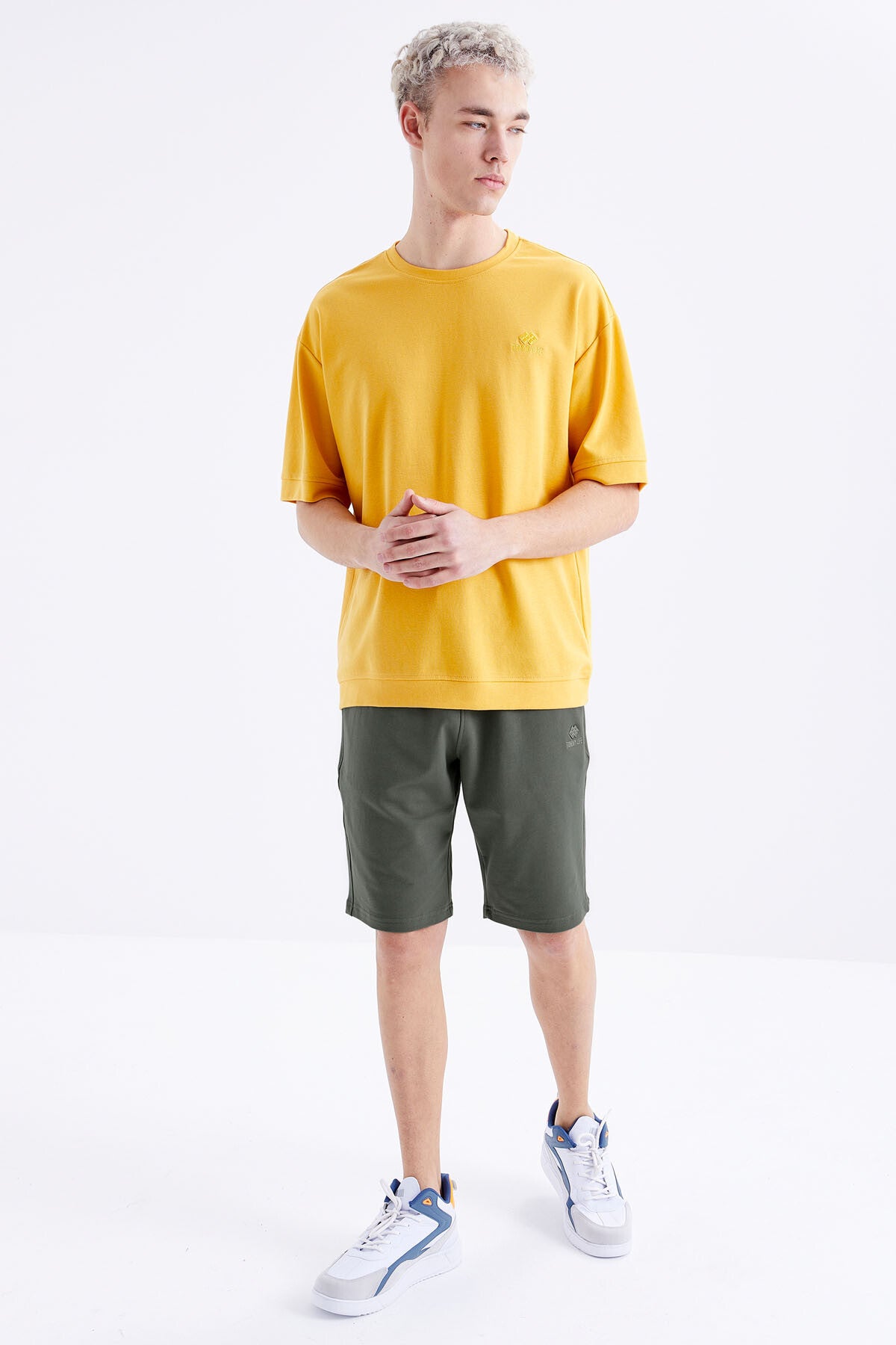 Çağla Bağcıklı Standart Kalıp Basic Erkek Şort - 81212