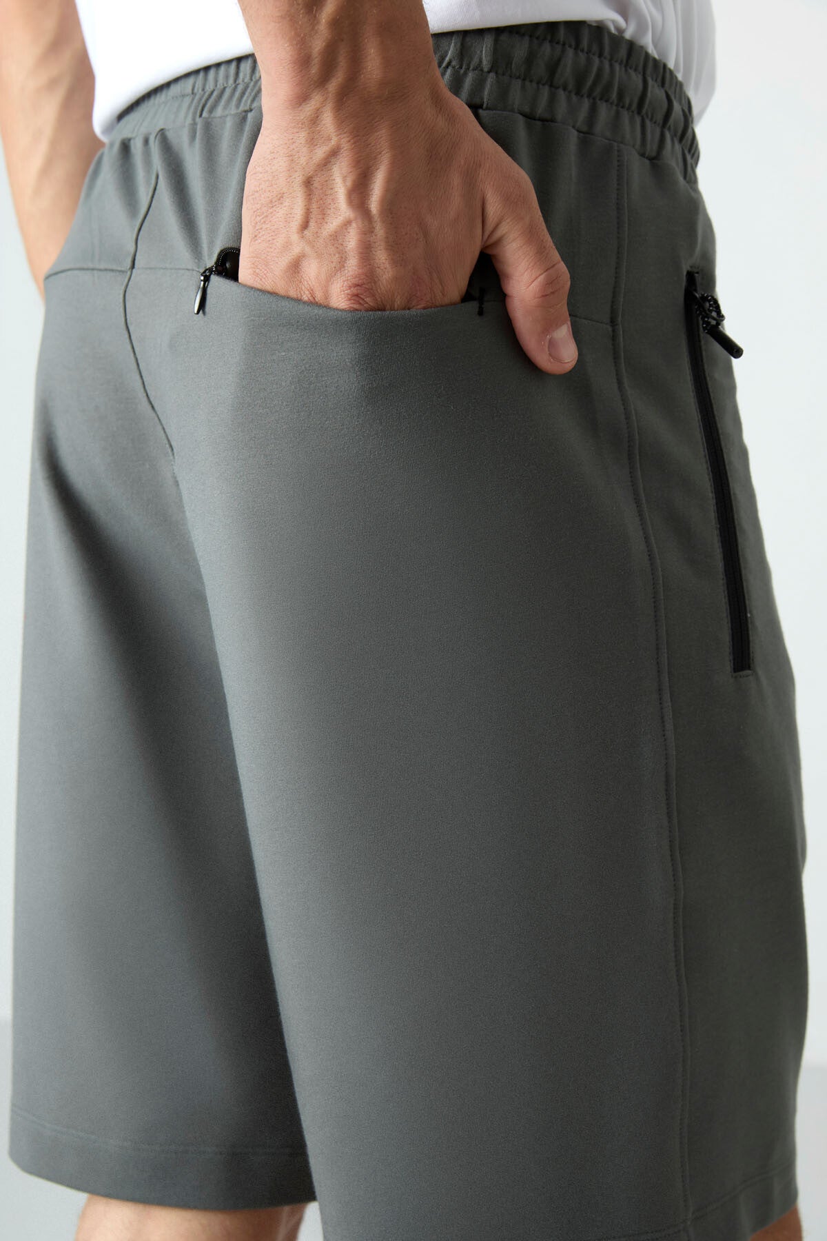 Çağla Gizli Fermuar Arka Cepli Bağcıklı Standart Kalıp Erkek Şort - 81136