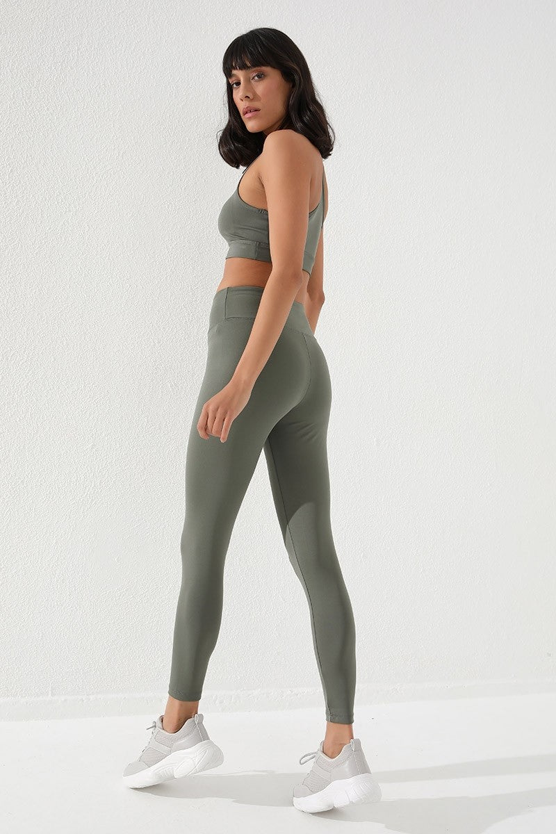 Çağla Sırt Detaylı Dar Kalıp U Yaka Kadın Spor Büstiyer - 97120