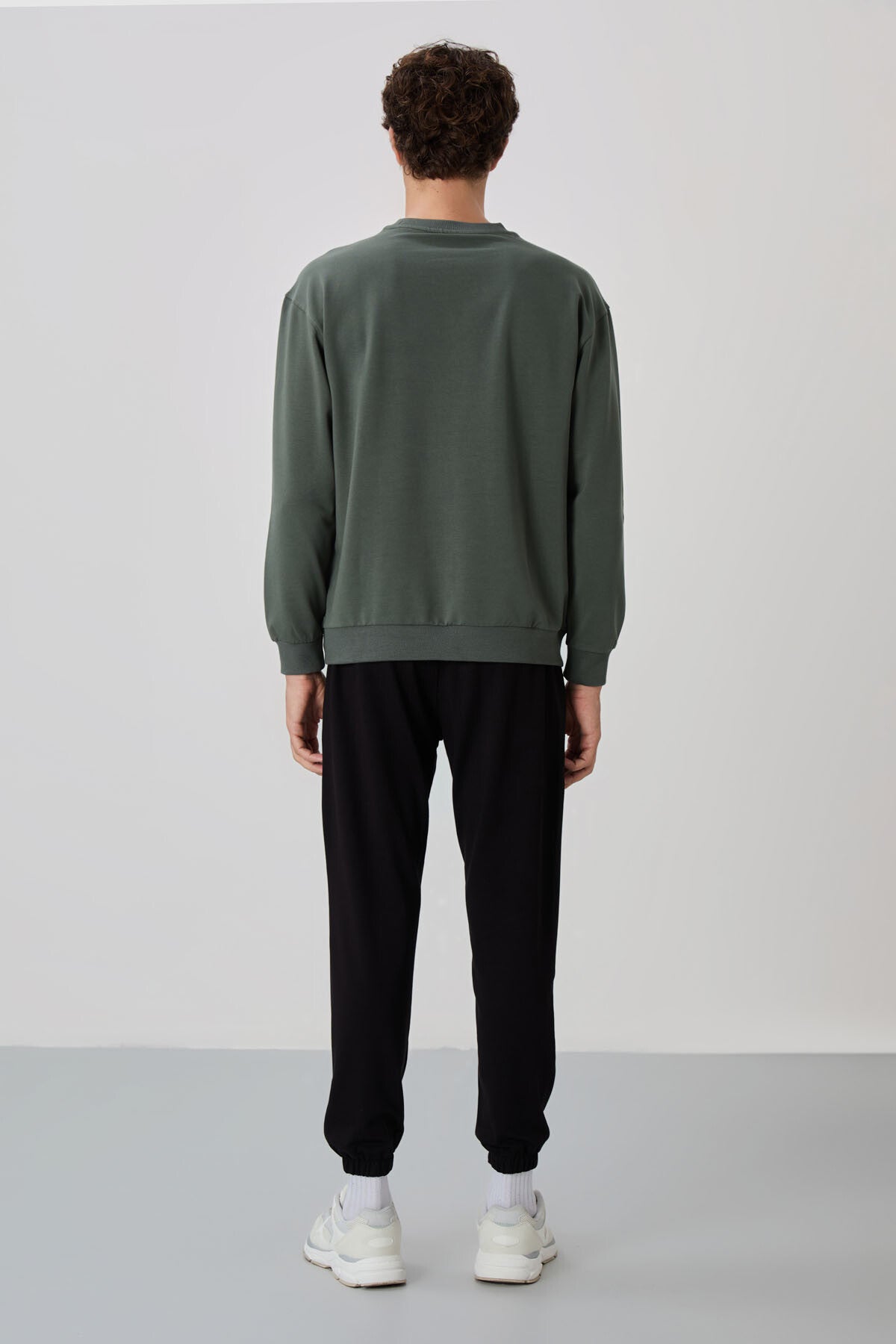 Çağla - Siyah Casual O Yaka Lastik Paça Pamuklu Erkek Oversize Eşofman Takımı - 85120