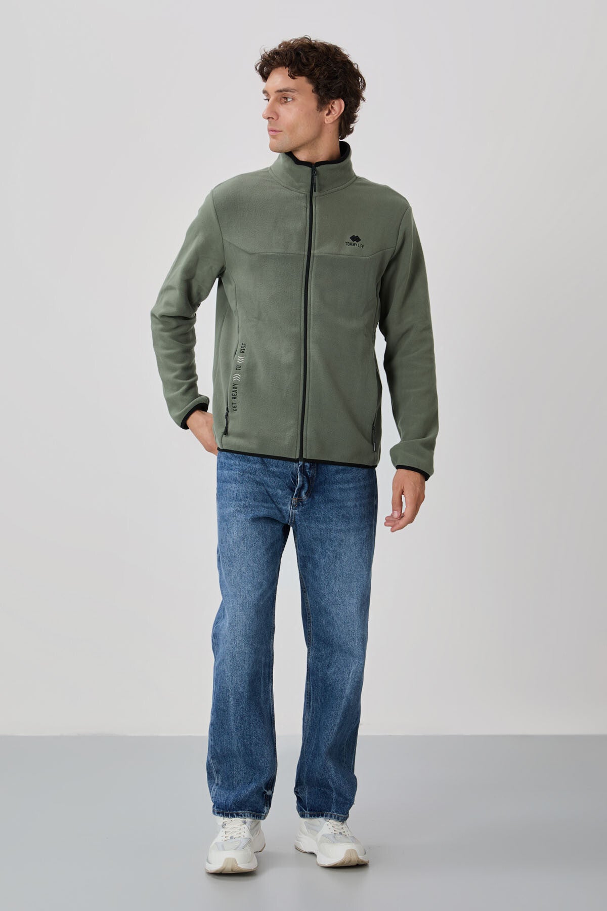 Çağla Yazı Nakışlı Dik Yaka Fermuarlı Standart Kalıp Erkek Sweatshirt Polar - 87992
