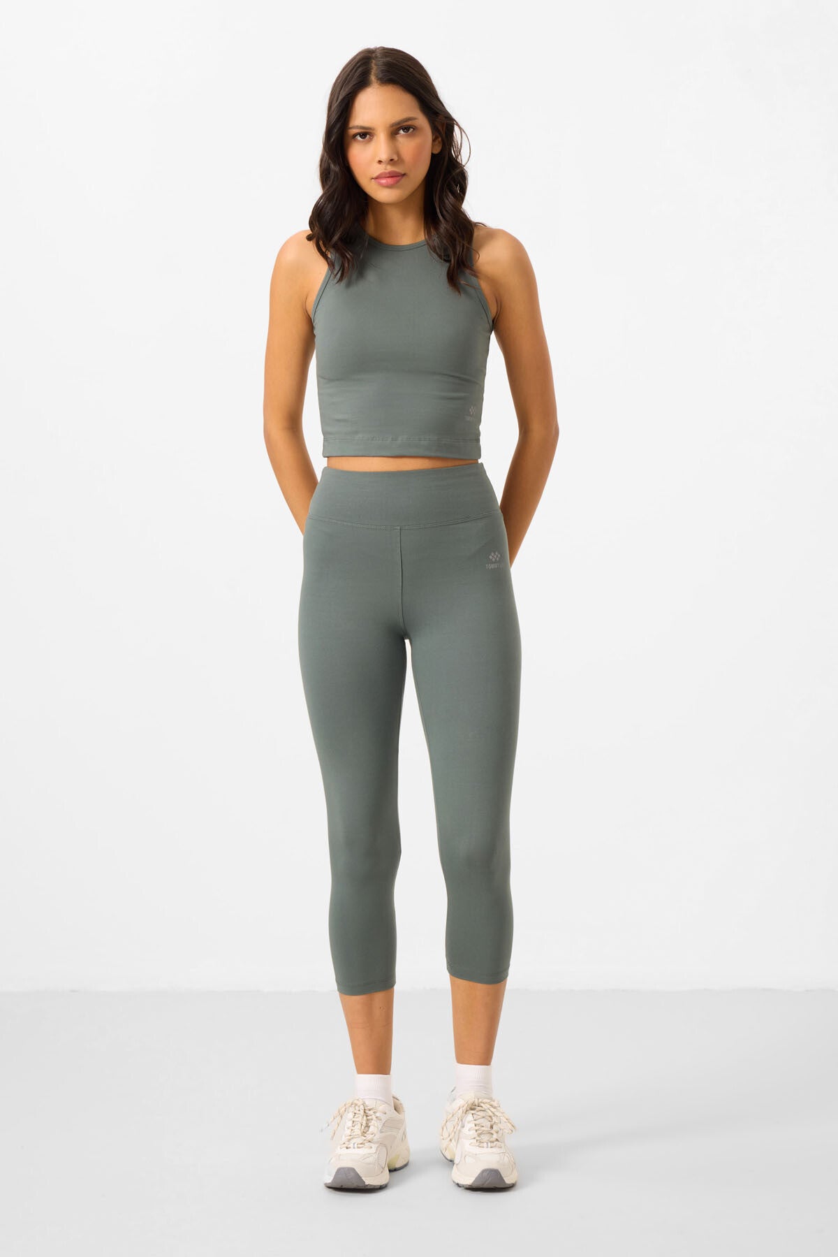 Çağla Yüksek Bel Kapri-Crop Atlet Slim Fit Kadın Tayt Takım - 95284