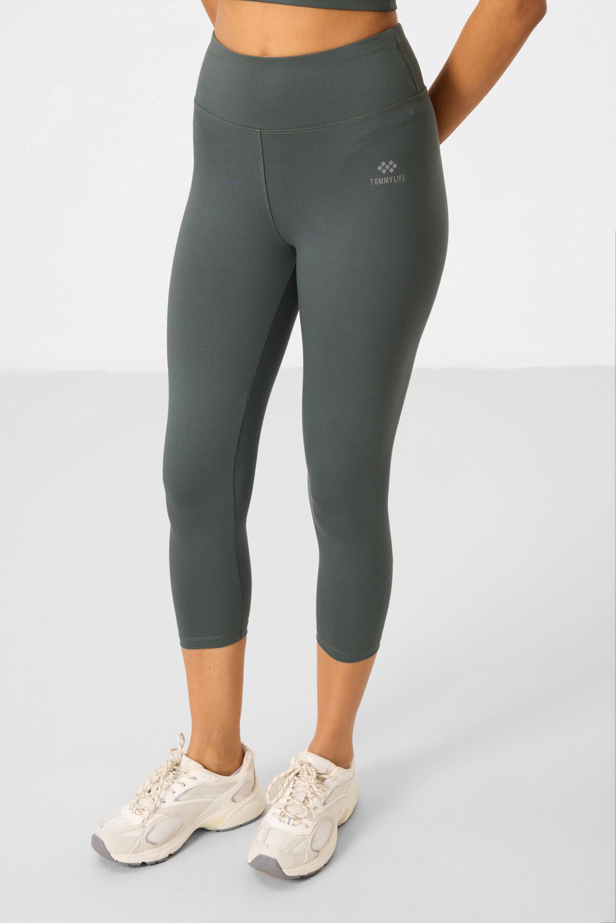 Çağla Yüksek Bel Kapri-Crop T-Shirt Slim Fit Kadın Tayt Takım - 95285