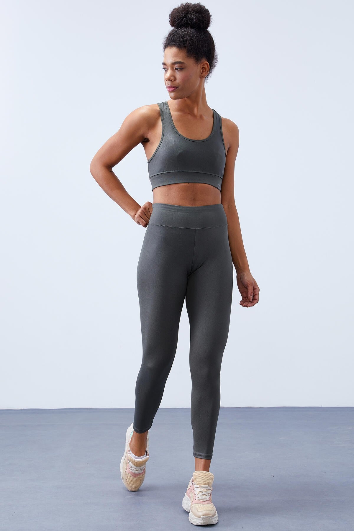 Çağla Yüksek Bel Toparlayıcılı Sırt Detaylı Slim Fit Büstiyer Kadın Tayt Takım - 95281