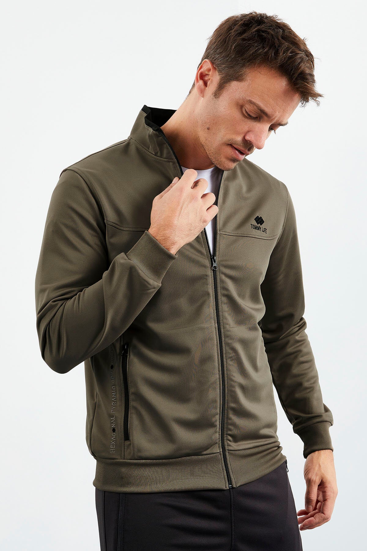 Camel - Siyah Dik Yaka Fermuarlı Standart Kalıp Klasik Paça Erkek Eşofman Takımı - 85162