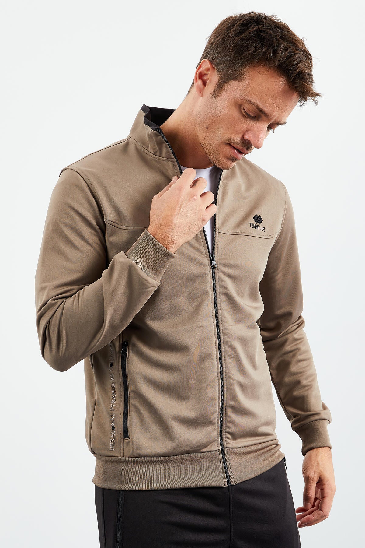 Camel - Siyah Dik Yaka Fermuarlı Standart Kalıp Klasik Paça Erkek Eşofman Takımı - 85162