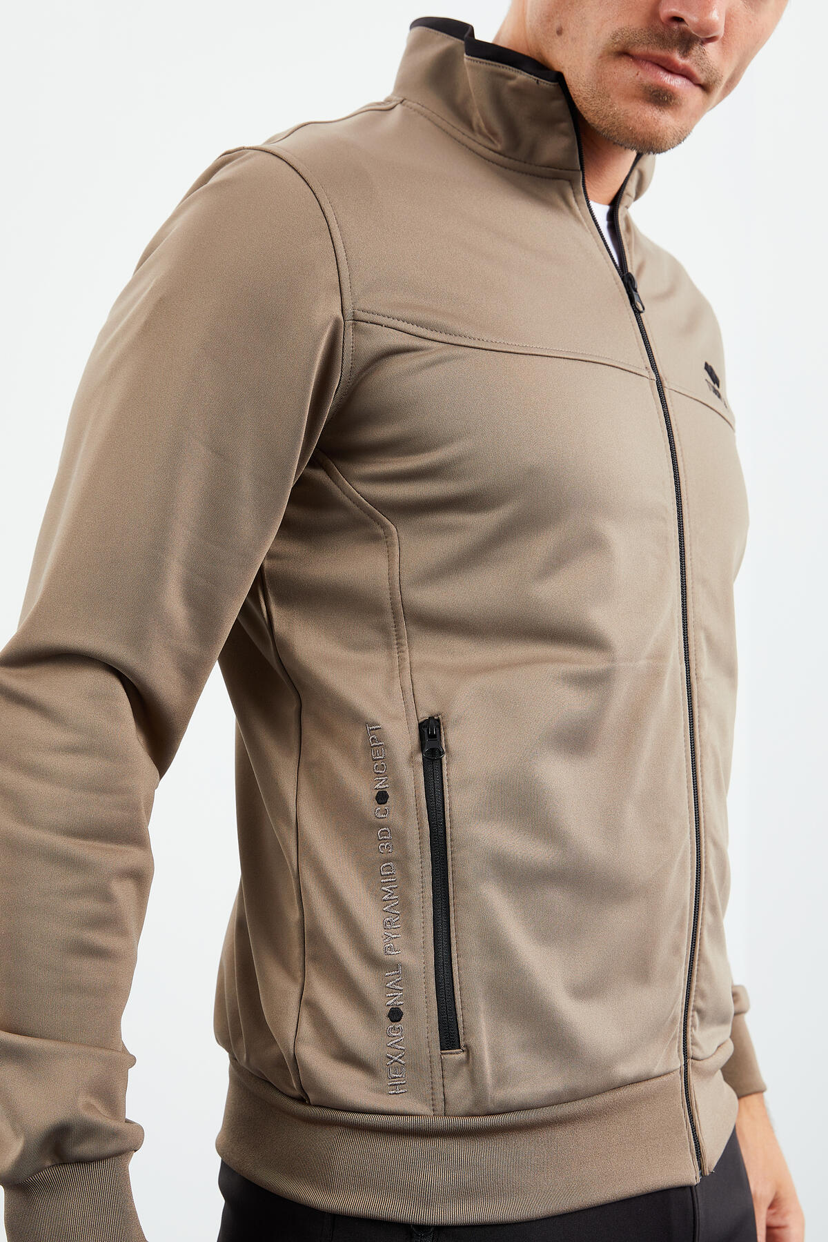 Camel - Siyah Dik Yaka Fermuarlı Standart Kalıp Klasik Paça Erkek Eşofman Takımı - 85162